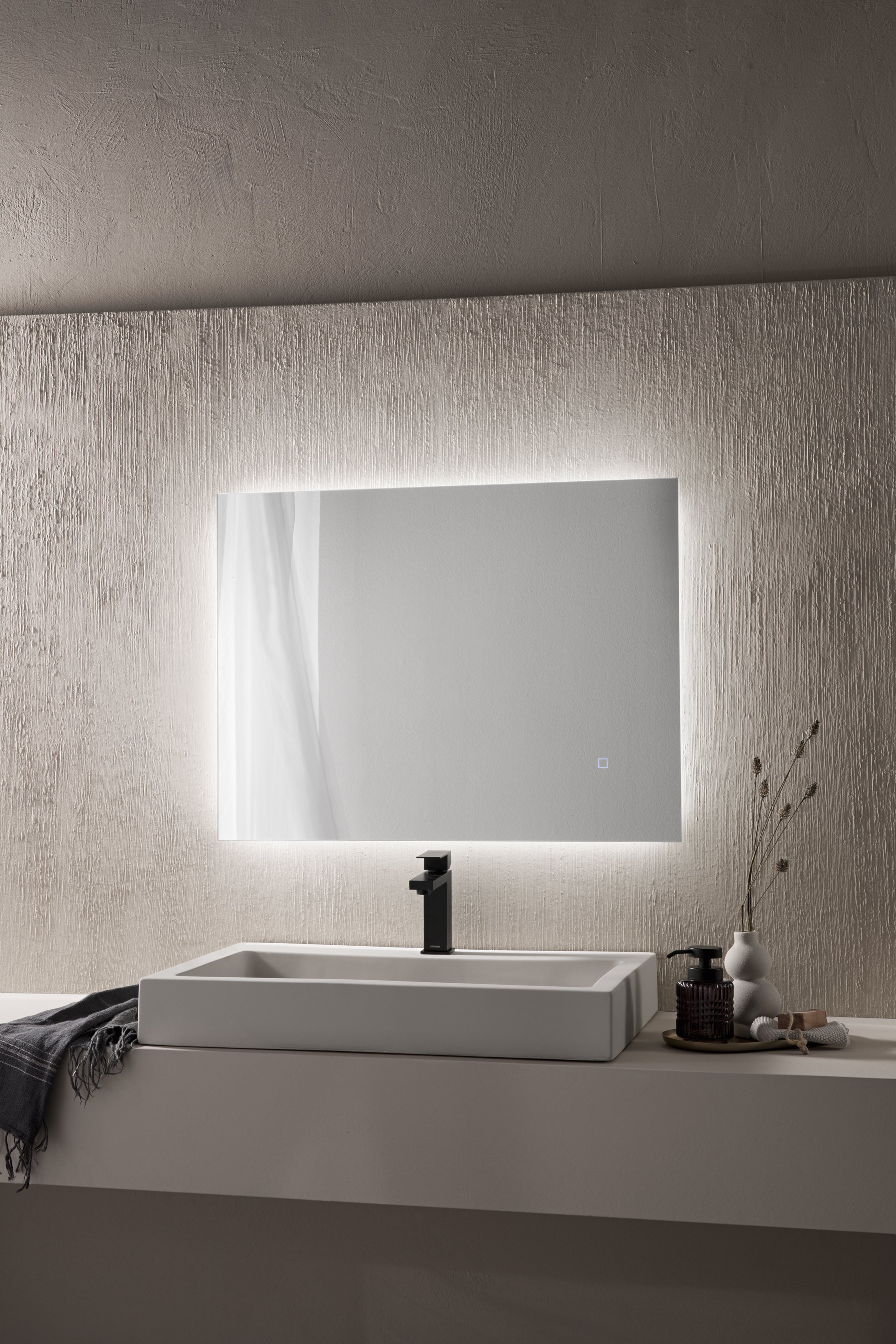 SPECCHIO OVALE 50X100CM BORDO SABBIATO ILLUMINATO FRONTALE LED CCT ARGENTO SENZA RAME 4MM STRUTTURA PVC PELLICOLA ANTIDEFLAGRANTE