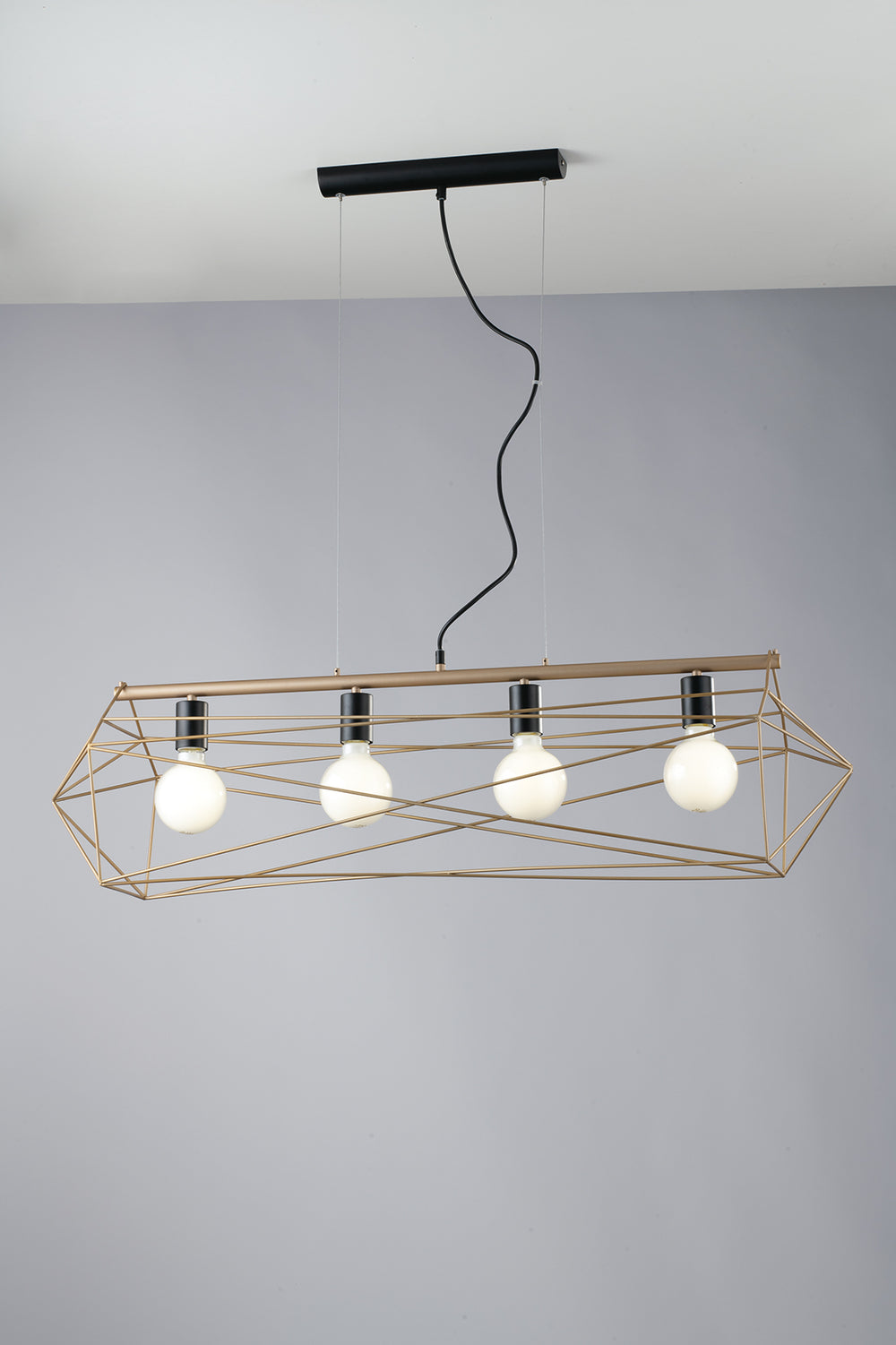 SOSPENSIONE ABRAXAS NERA/ORO 4XE27 106X29,5X150CM