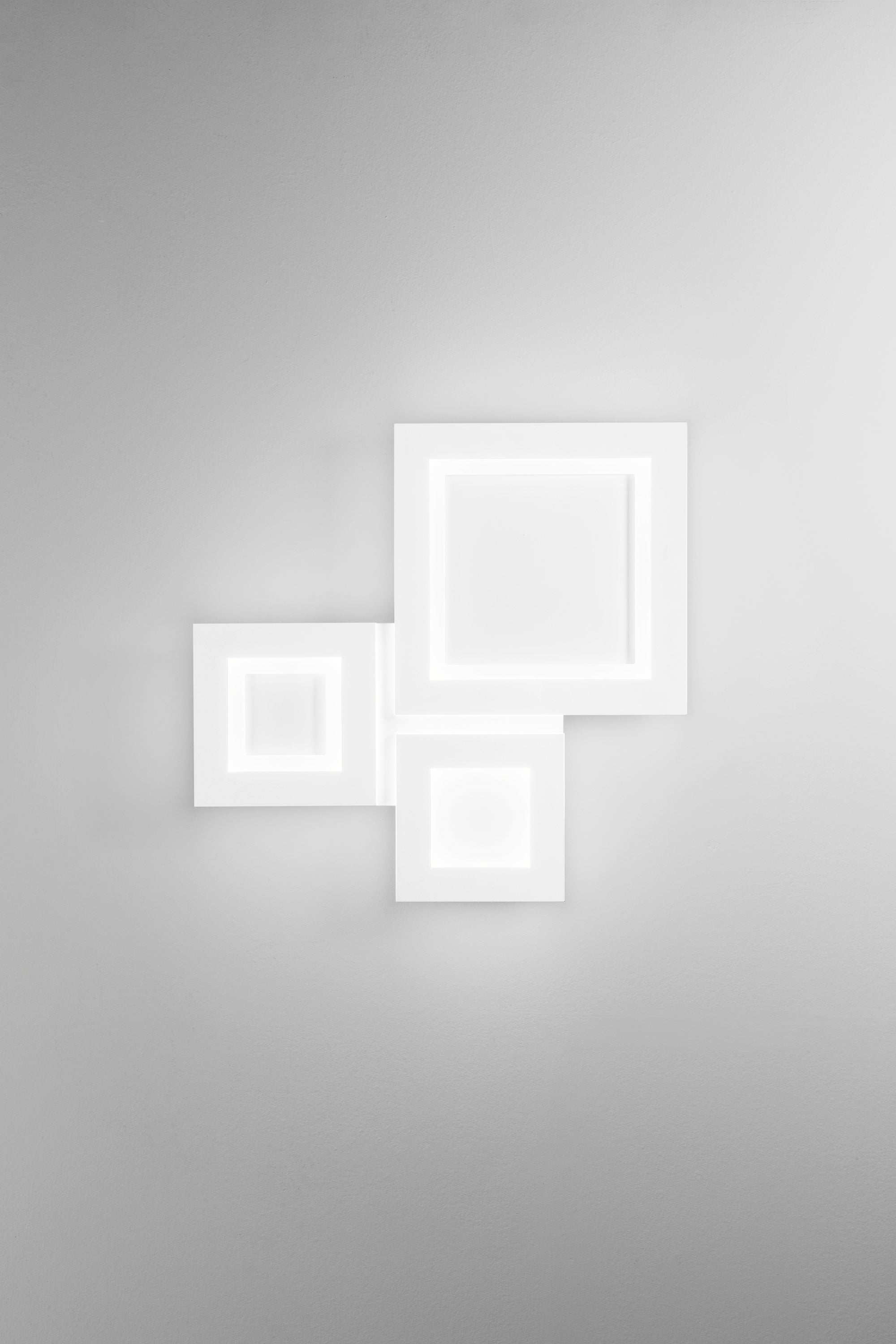 PLAFONIERA ALBERS BIANCA IN METALLO 40W CCT 3000/4000/6500K 50X48.5X4.5CM