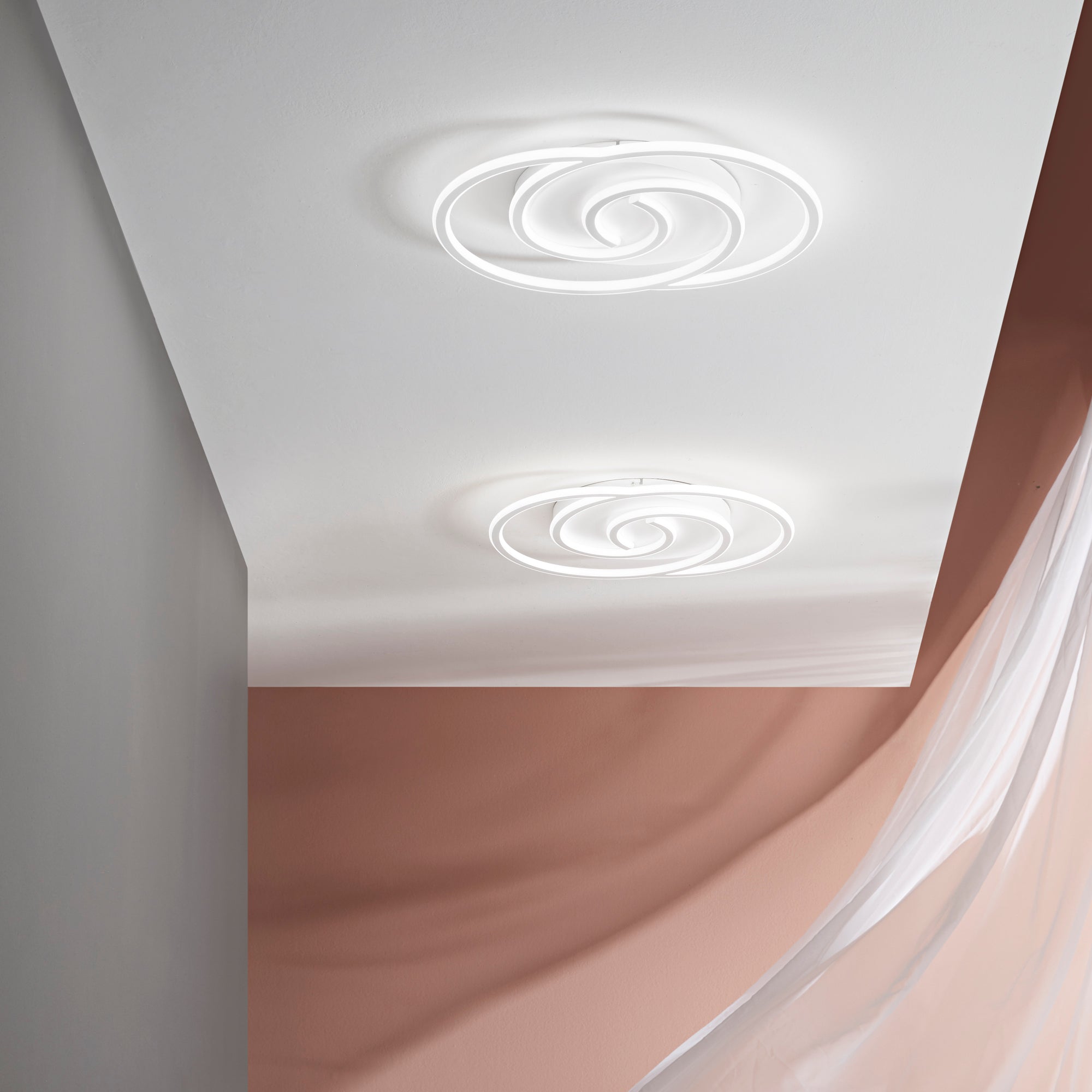 PLAFONIERA LED CAYMAN OVALE BIANCA 40W 5440LM CCT 48X60X6CM
