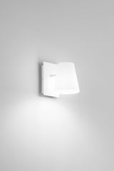 APPLIQUE CULT BIANCA IN METALLO 1XE14 25W LAMP SIZE Dia11xH12CM, STRUTTURA 15X11X18CM