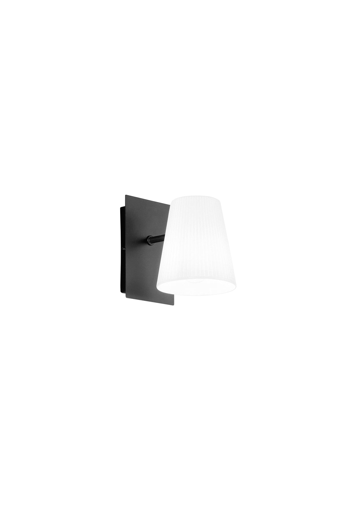 "Applique CULT nera in metallo con diffusore in termoplastica"