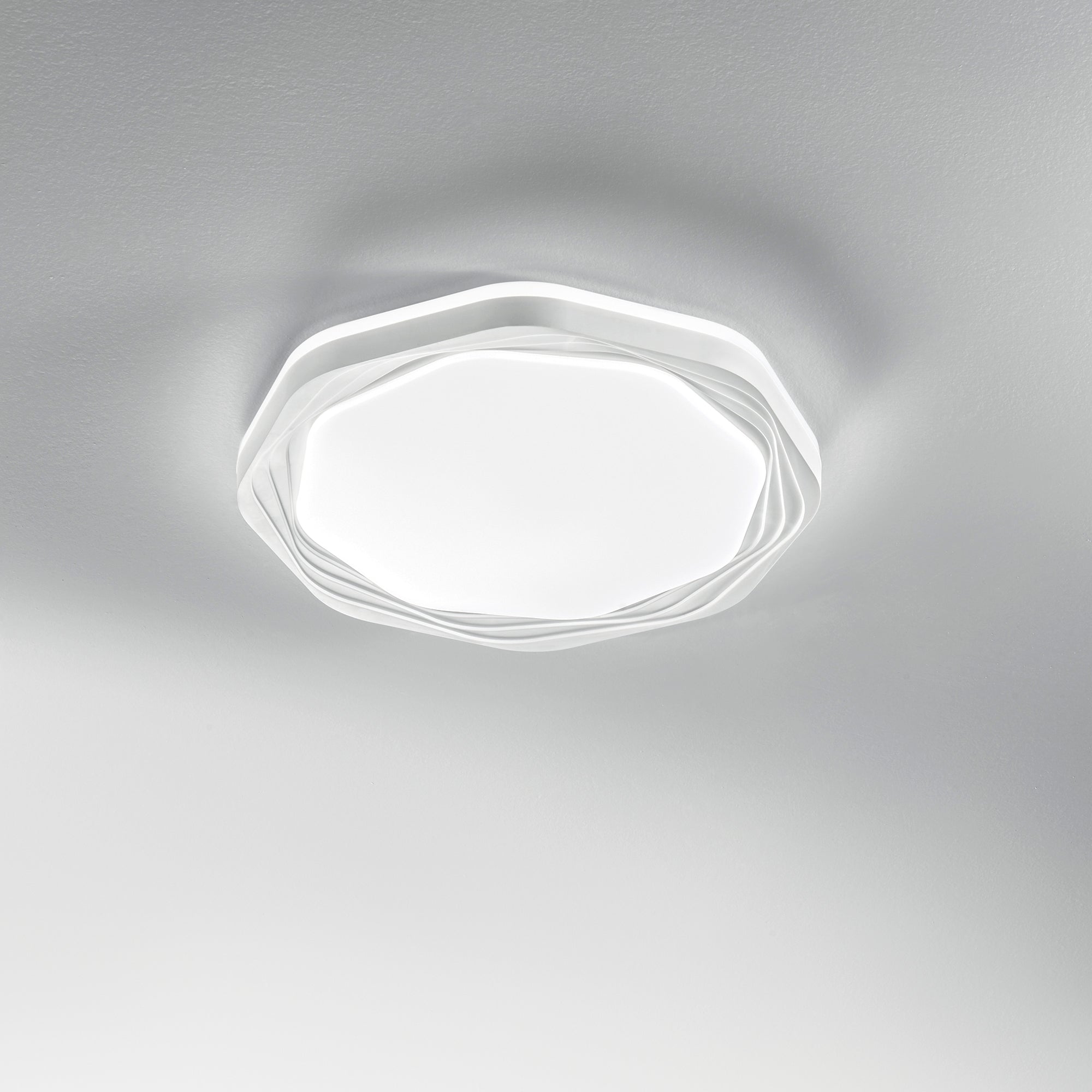 PLAFONIERA LED DAISY BIANCA 40W 3900LM CCT WI-FI CON TELECOMANDO 52X52X8,5CM