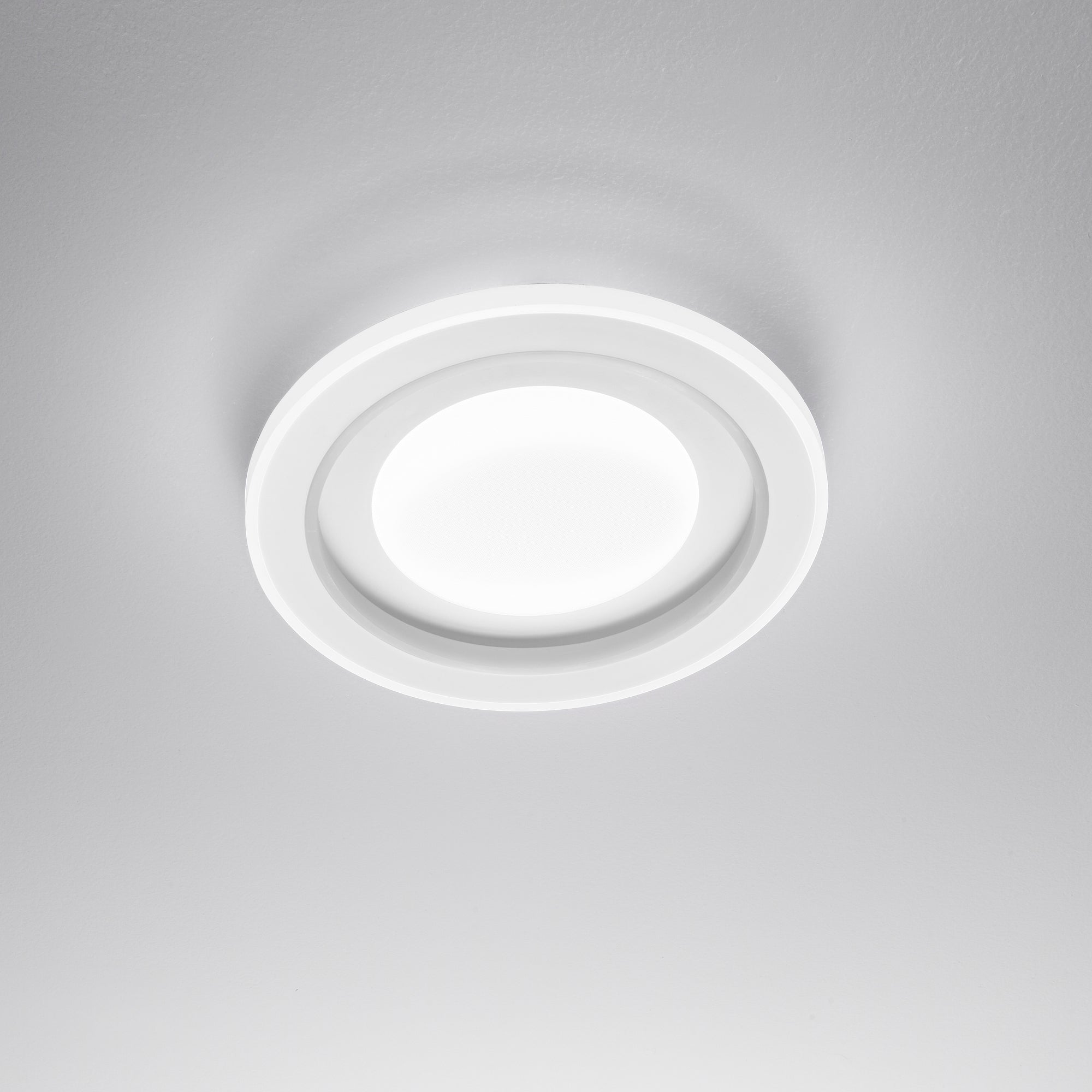 PLAFONIERA LED DYGITAL TONDA BIANCA 40W 4310LM CCT+RGB CON TELECOMANDO 48X6,8CM