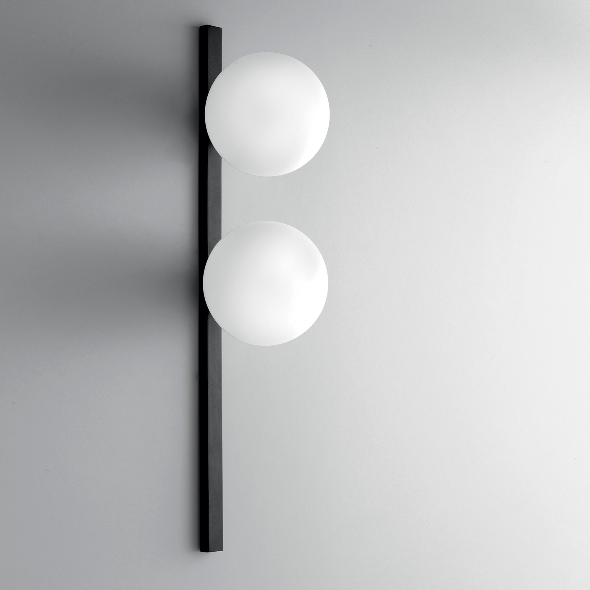 APPLIQUE ENOIRE NERA/OPALE 2XE14 14X14X60CM