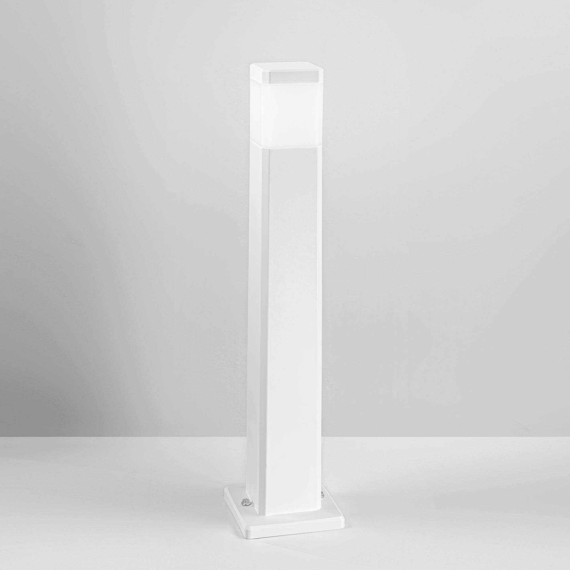 PALETTO FOCUS BIANCO SQUADRATO 1XGU10 IP65 17,5X17,5X77,5CM