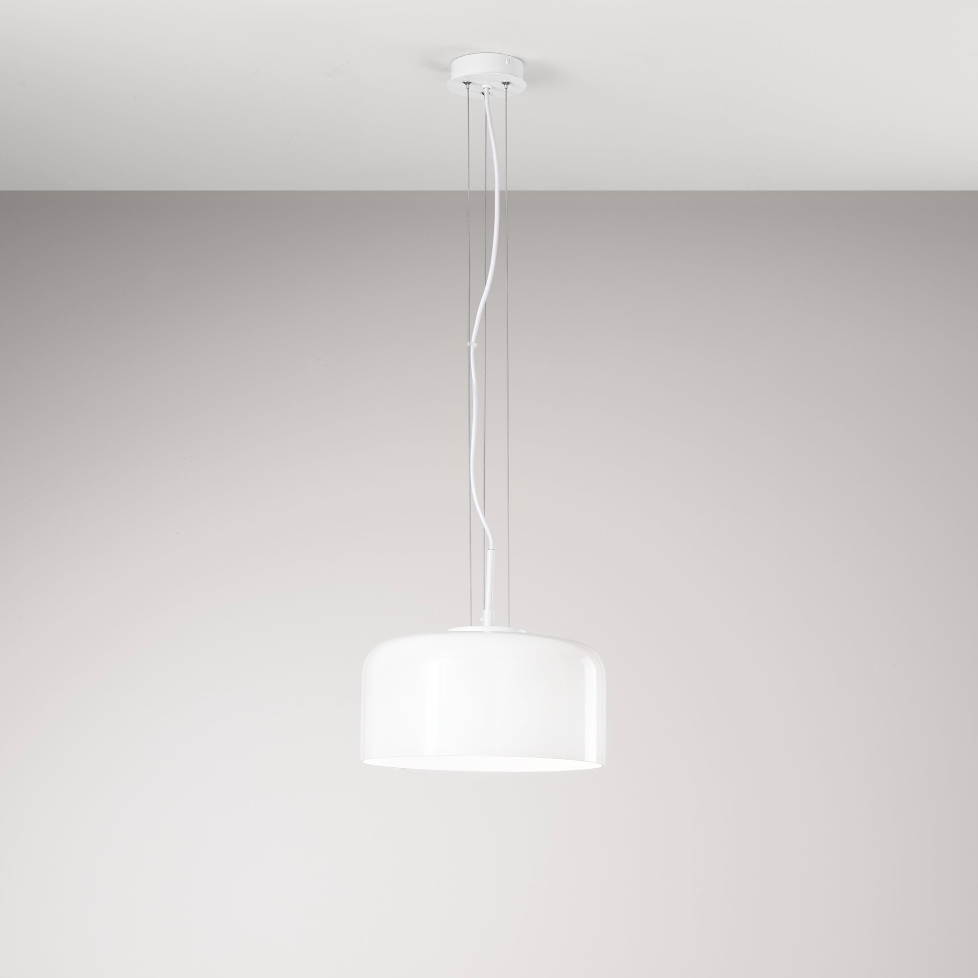 SOSPENSIONE GIBUS BIANCA 1XE27 30X30X150CM
