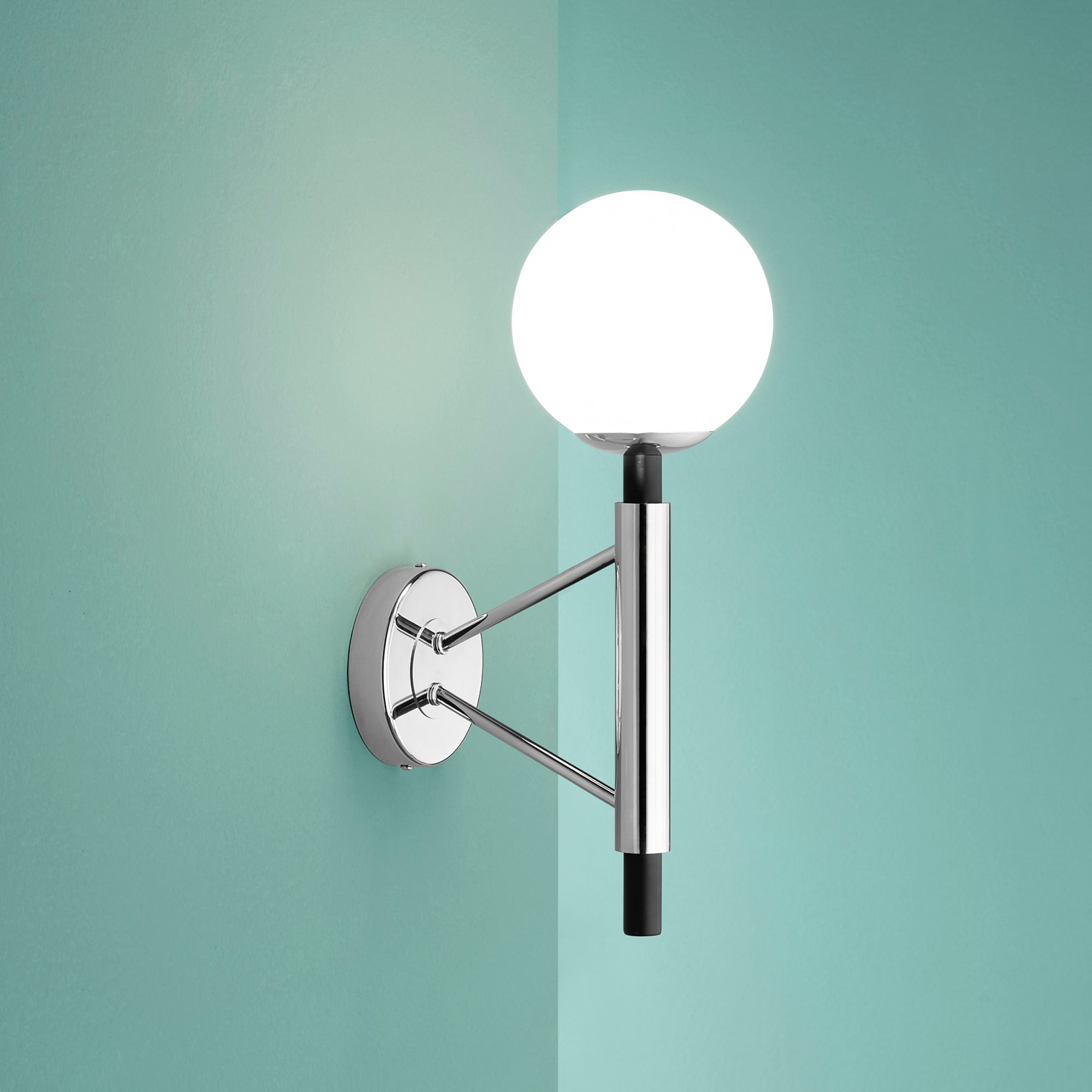 APPLIQUE HAMMOND CROMO/NERA 1XE14 15X26X43CM