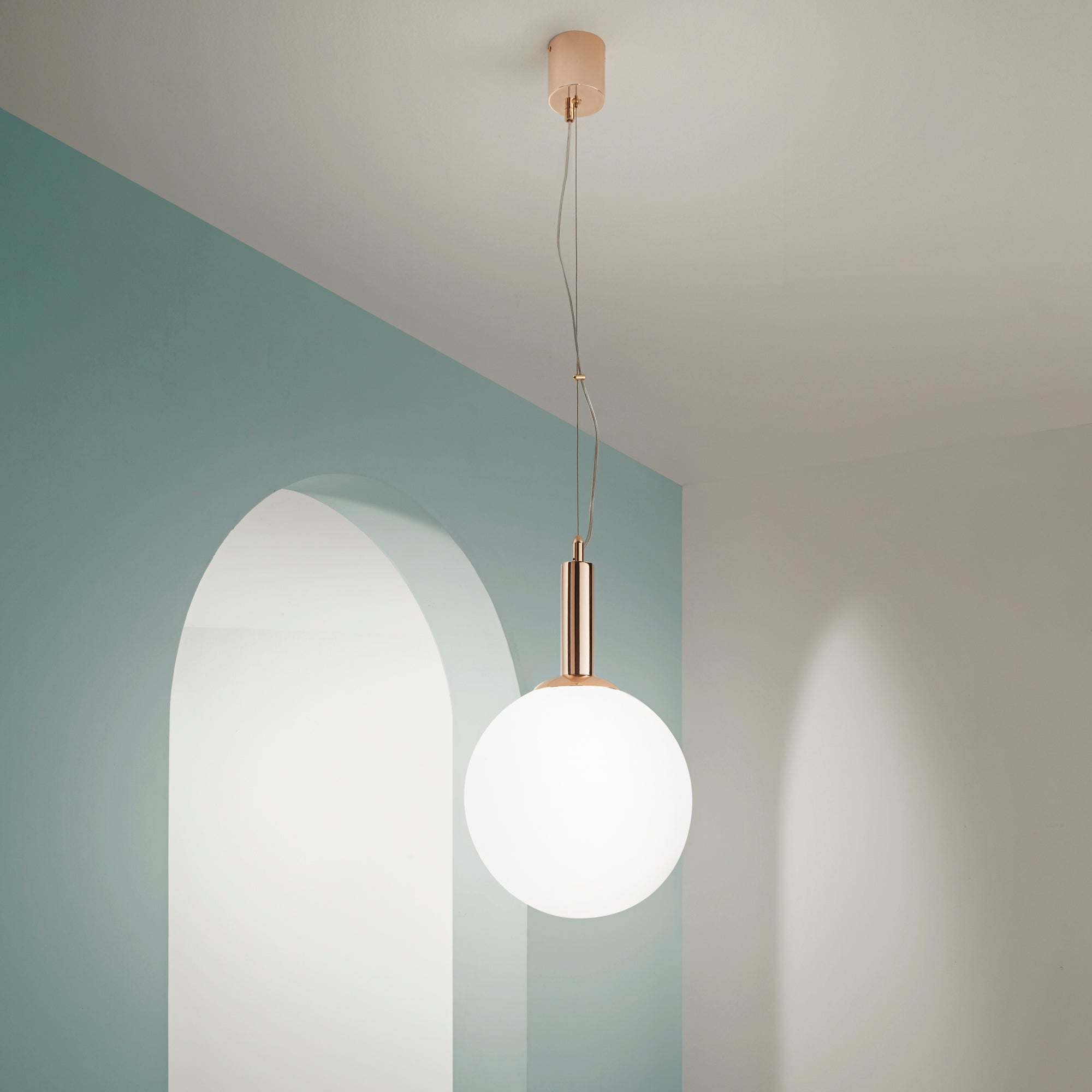 SOSPENSIONE HERA ORO 1XE27 30X160CM