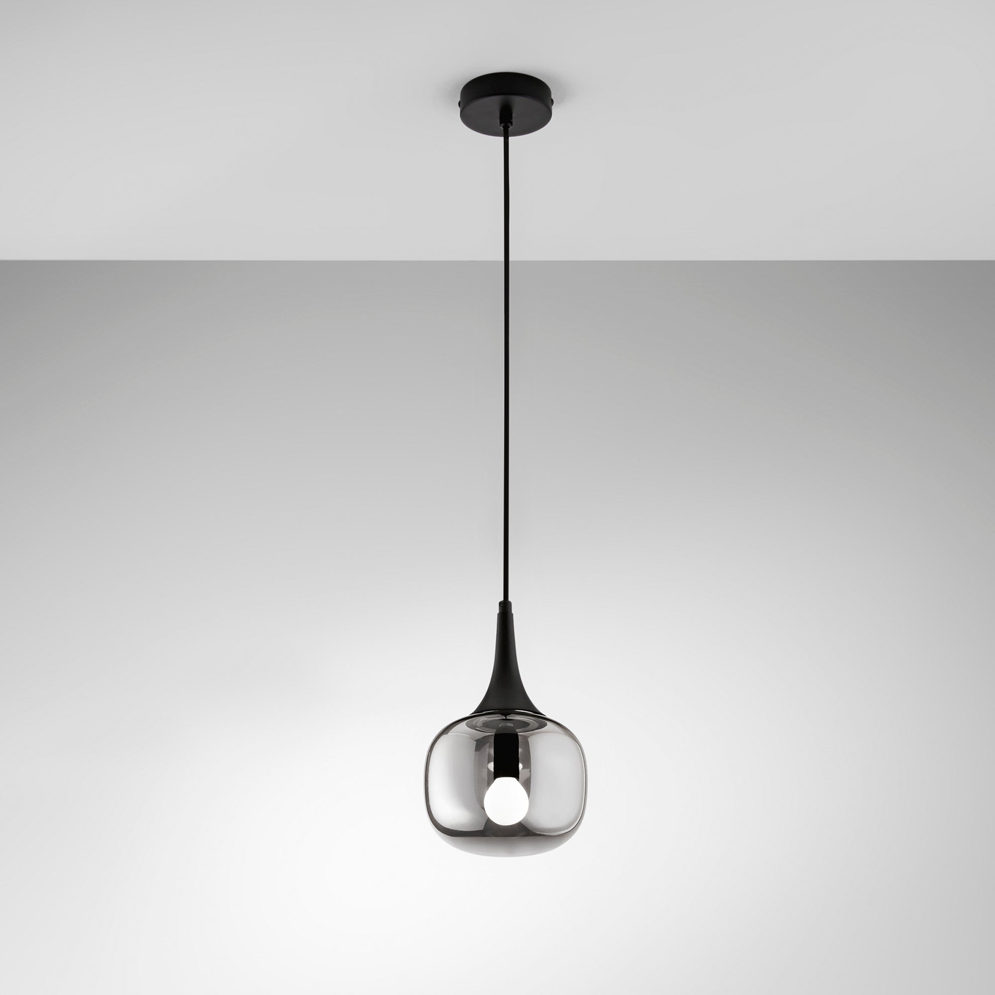 SOSPENSIONE JAIPUR FUME'/NERA 1XE14 17X17X150CM