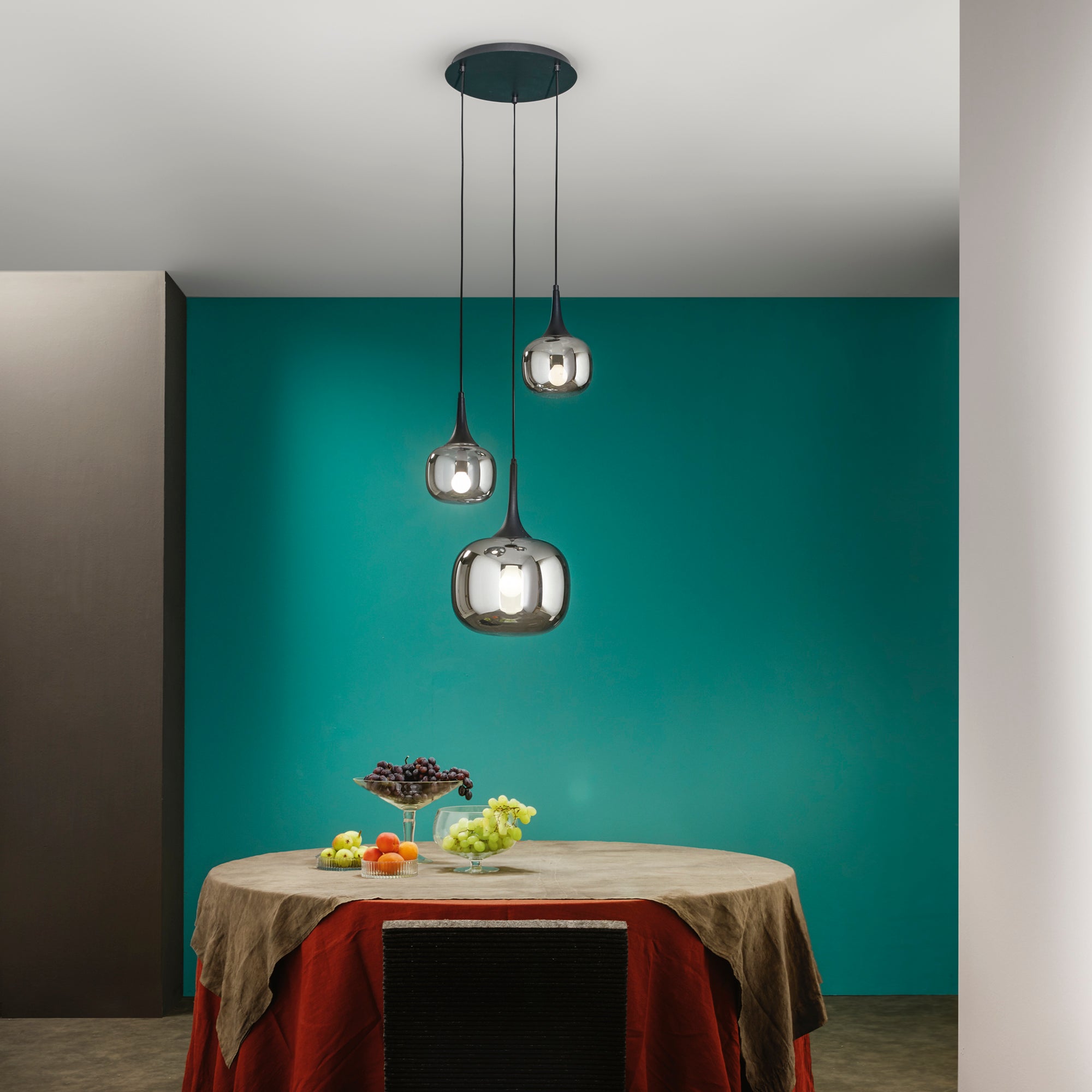 SOSPENSIONE JAIPUR FUME'/NERA 1XE27+2XE14 39X39X150CM