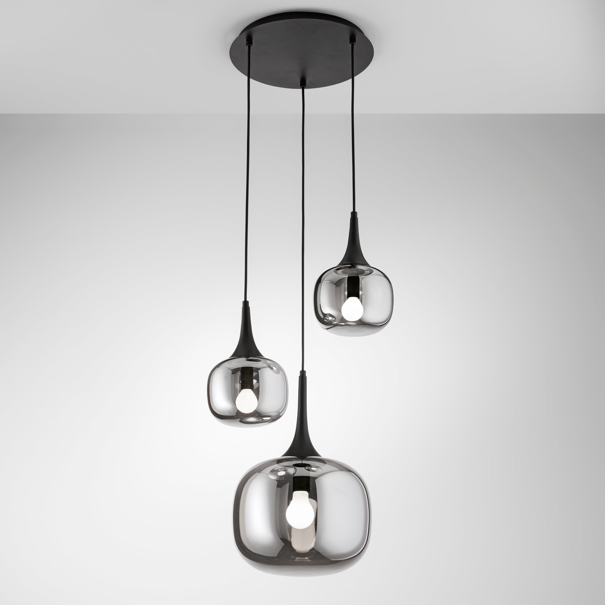 SOSPENSIONE JAIPUR FUME'/NERA 1XE27+2XE14 39X39X150CM