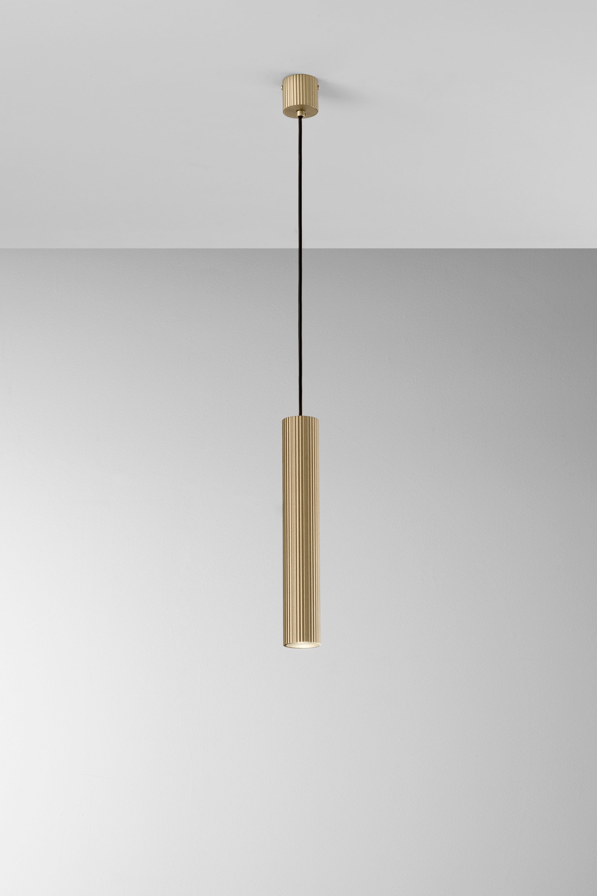 SOSPENSIONE LORD ORO IN ACCIAIO+ALLUMINIO 1XGU10 25W 10X10X240CM