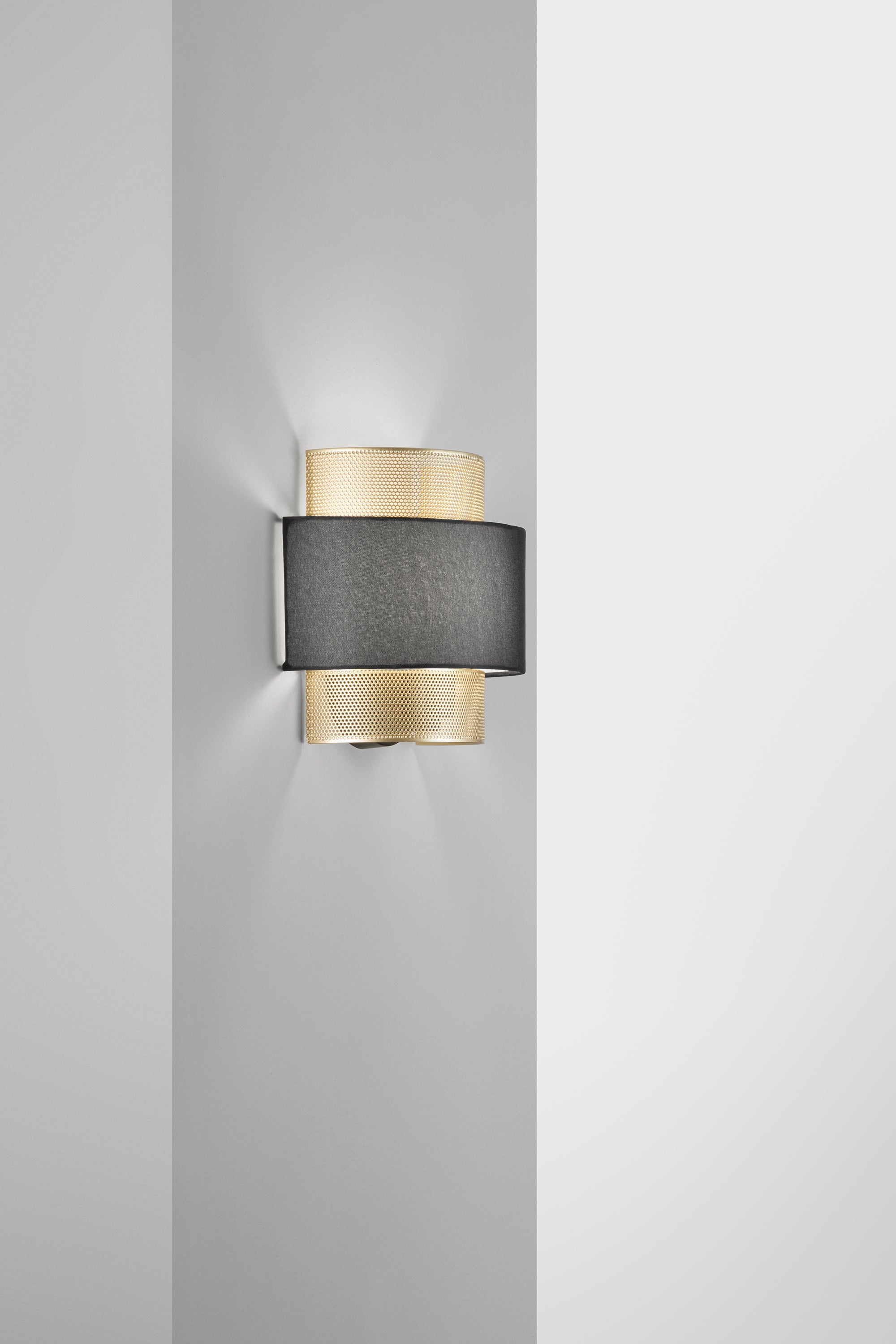 APPLIQUE LOUNGE ORO E NERO IN METALLO 1XE27 25X14X24CM