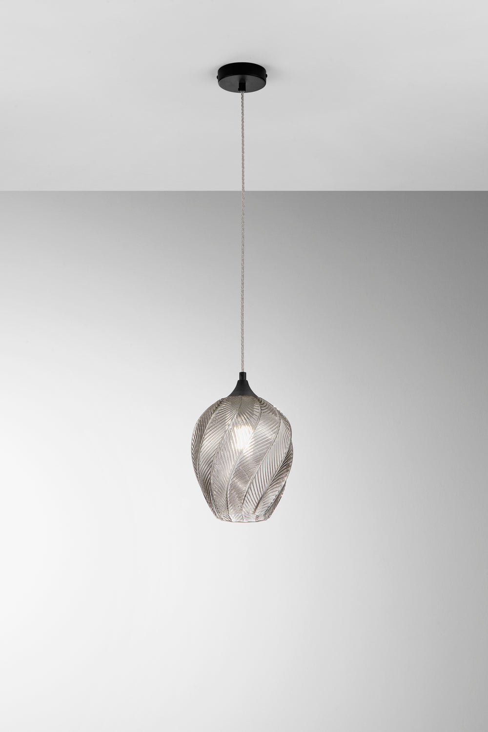 SOSPENSIONE MAJESTY GRIGIA IN VETRO 1XE27 20X120CM