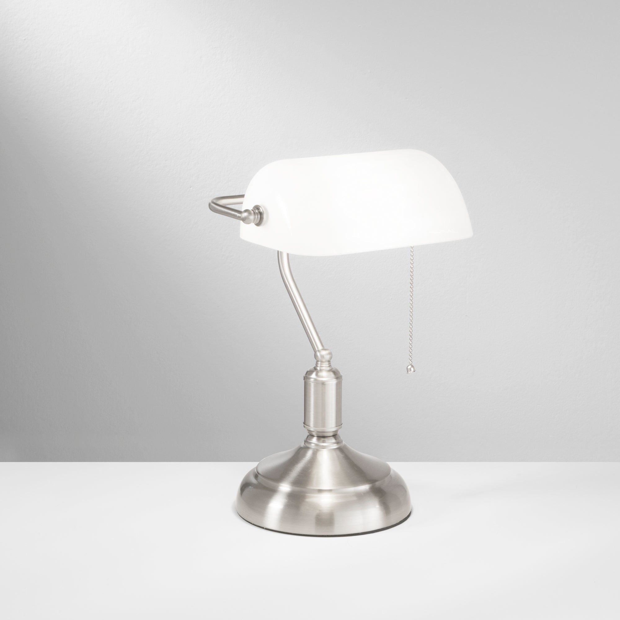 LAMPADA DA TAVOLO MARSHALL BIANCOLATTE 1XE27 26X18X40CM