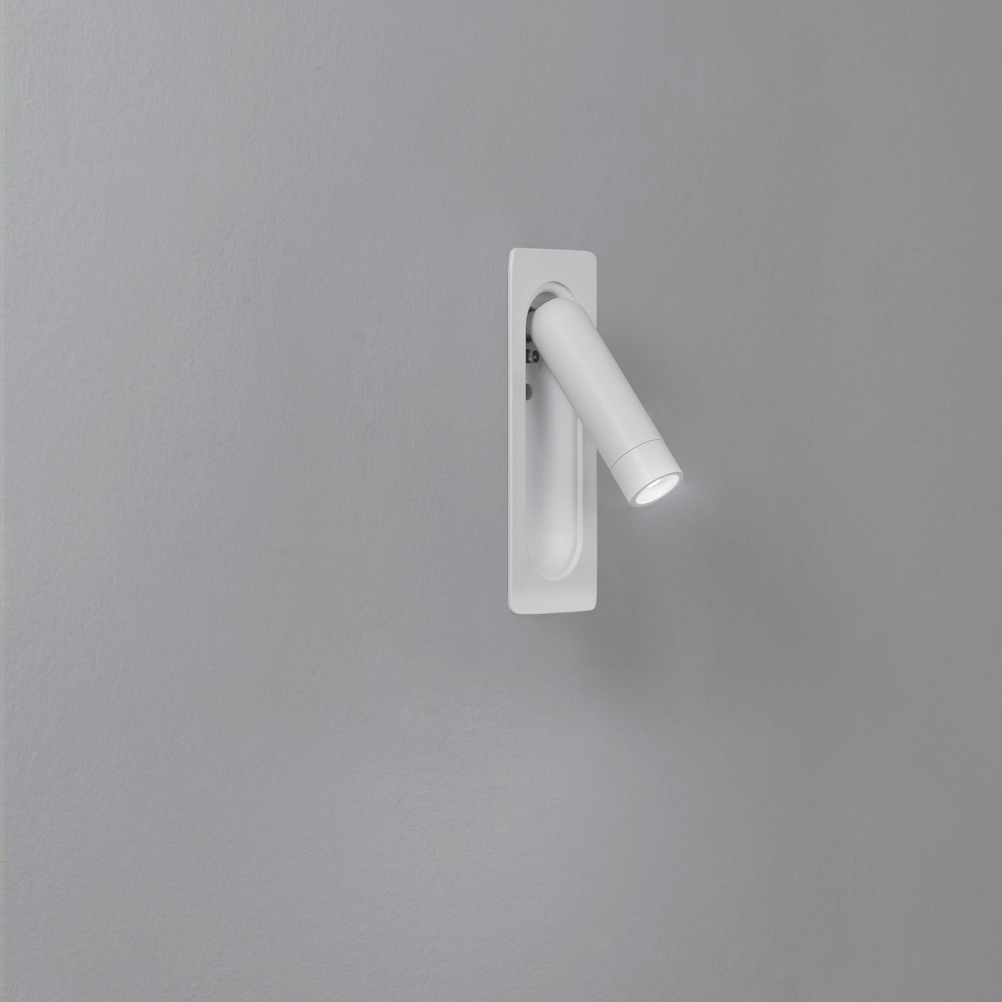 APPLIQUE LED AD INCASSO ORIENTABILE DEFOE BIANCA 3W 300LM 3000K 6,7X14X16,9CM