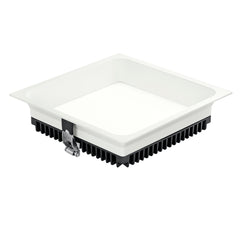 "Faretto da incasso XANTO quadrato in alluminio bianco satinato con CCT 220x220cm"