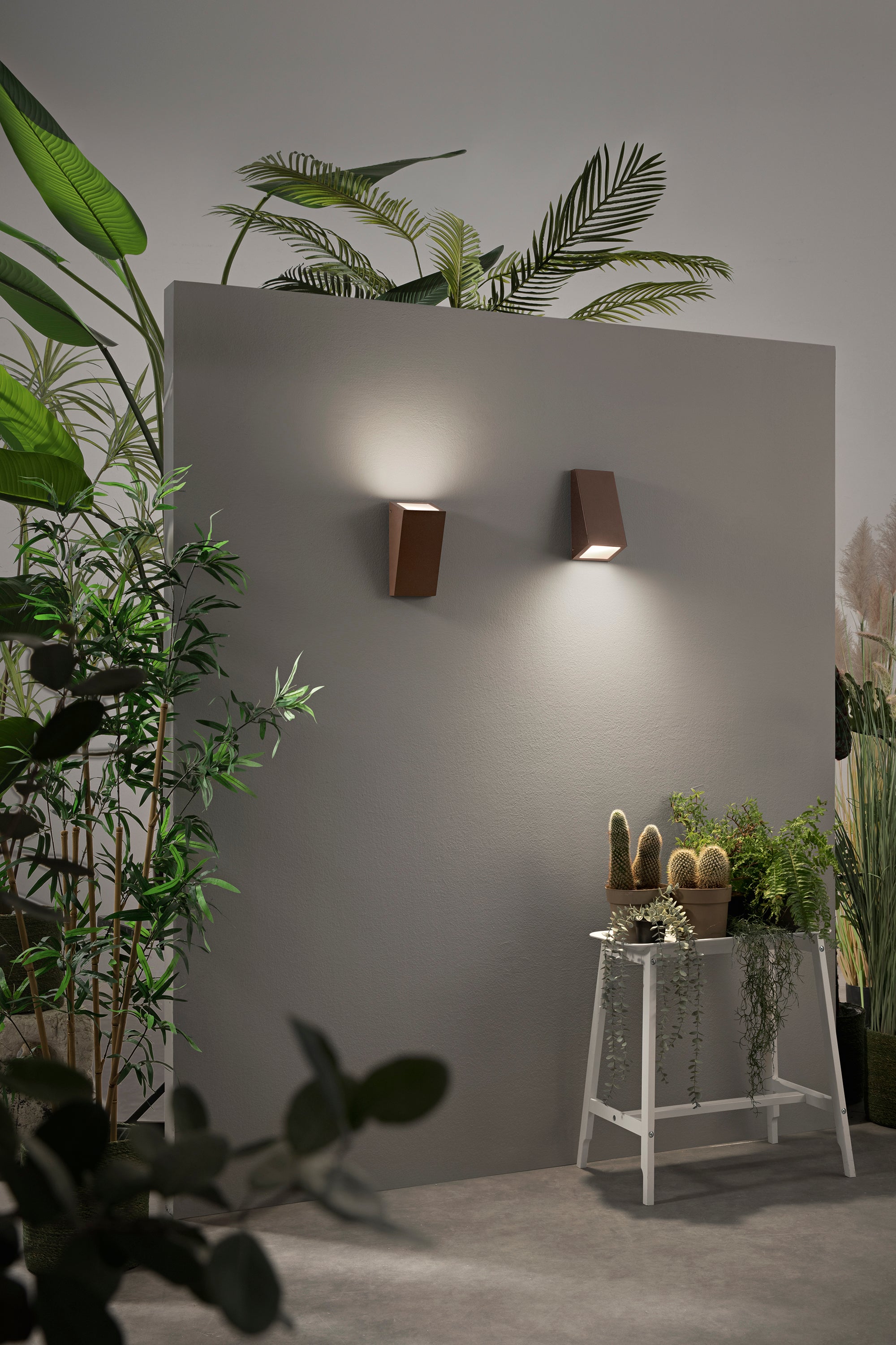 APPLIQUE POPUP BRONZO IN METALLO IP44 1XE27 118X104X247MM