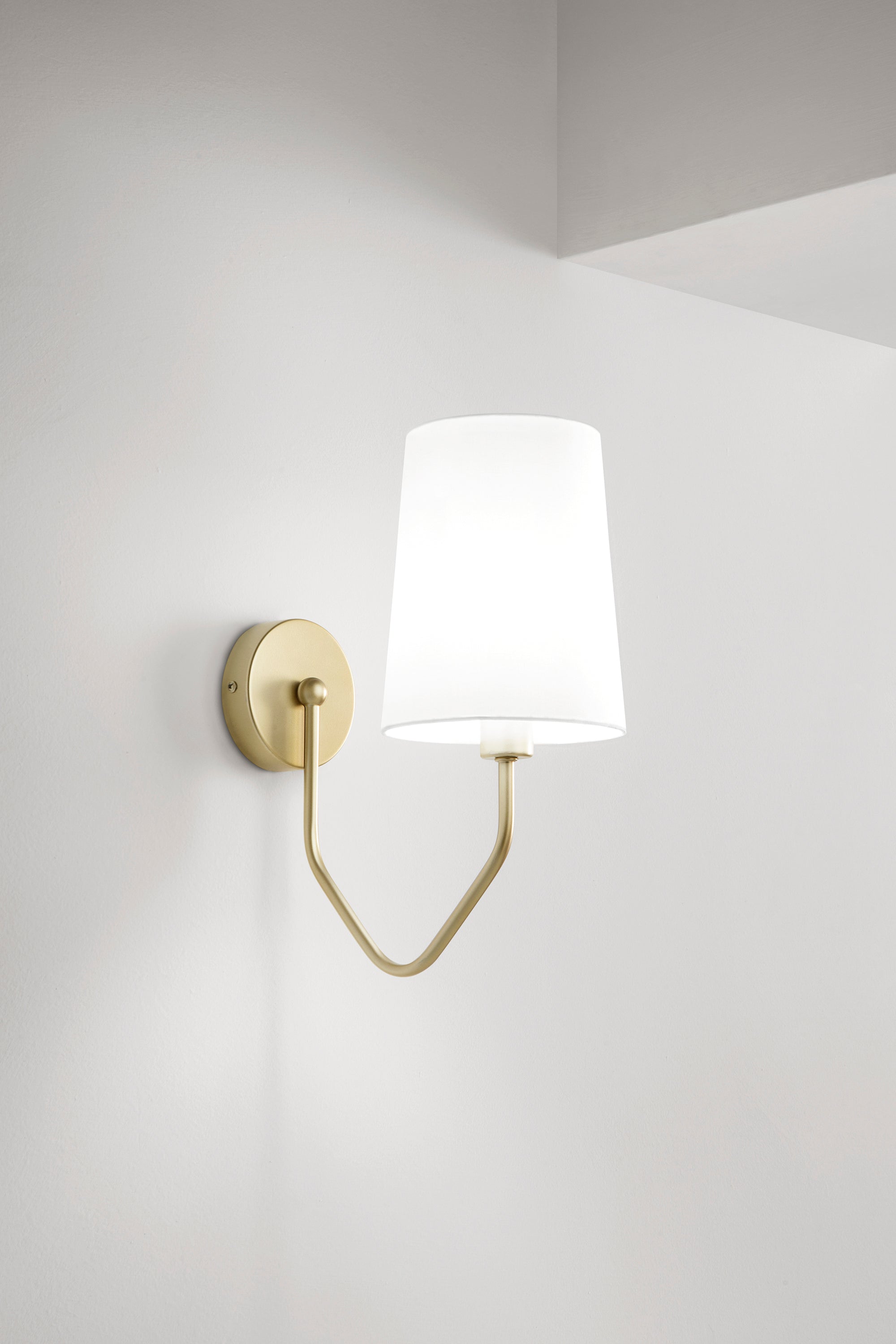 APPLIQUE SALLY ORO 1XE14 28X31,5X10CM