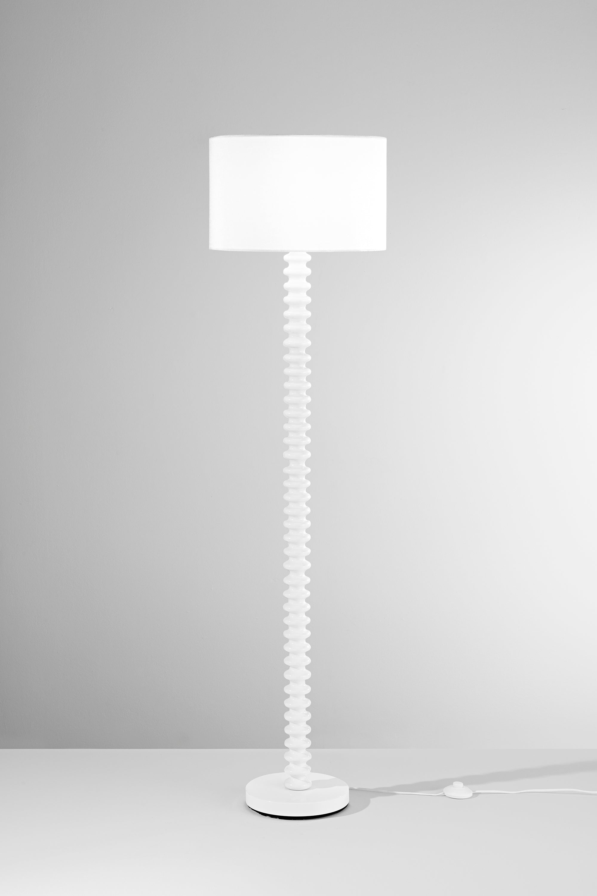 PIANTANA SULTAN BIANCA IN METALLO+VELLUTO 1XE27 15W, LAMP. Dia40XH20CM, STRTTURA 40X40X153CM