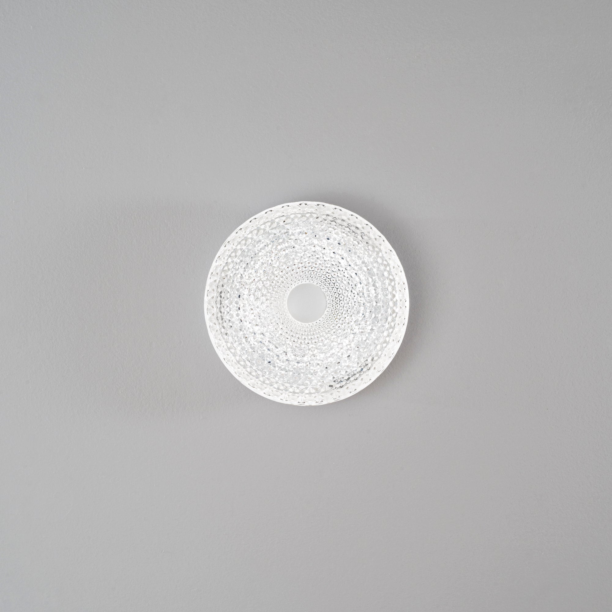 PLAFONIERA LED UNIKA IN ACRILICO BIANCO CON DIFFUSORE EFFETTO DIAMANTATO 18W 2430LM CCT 3000/4000/6500K 29X7,5X29CM