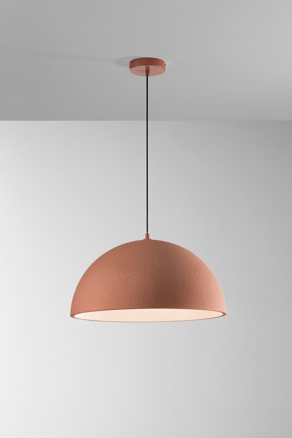 SOSPENSIONE XENIA ROSSA IN PU 1XE27 50X25CM