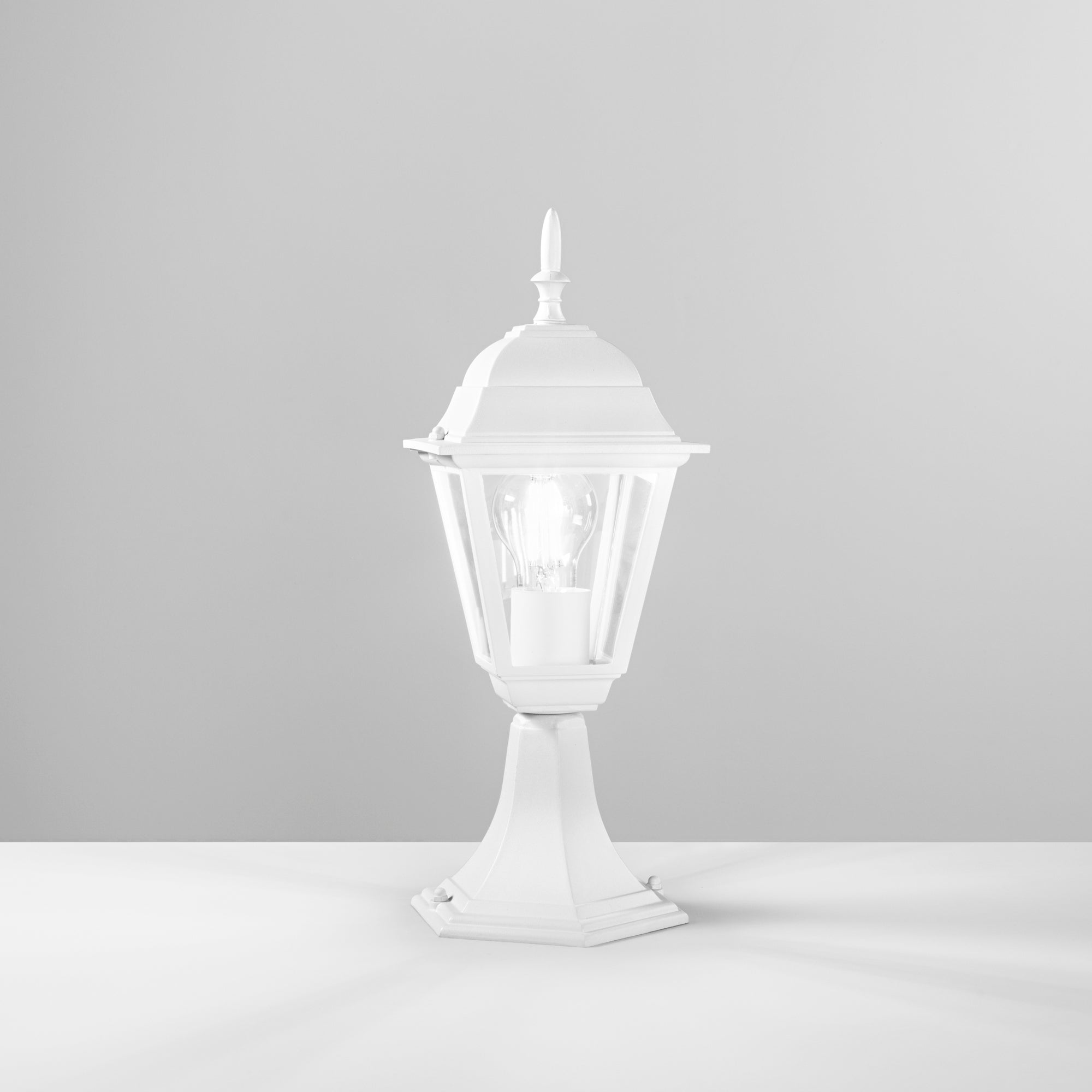 LUME ROMA BIANCO 1XE27 IP44 14,6X14,6X39CM