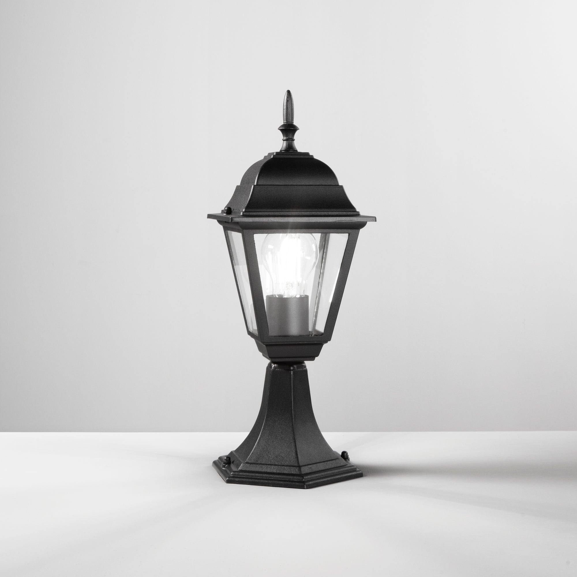 LUME ROMA NERO 1XE27 IP44 14,6X14,6X39CM