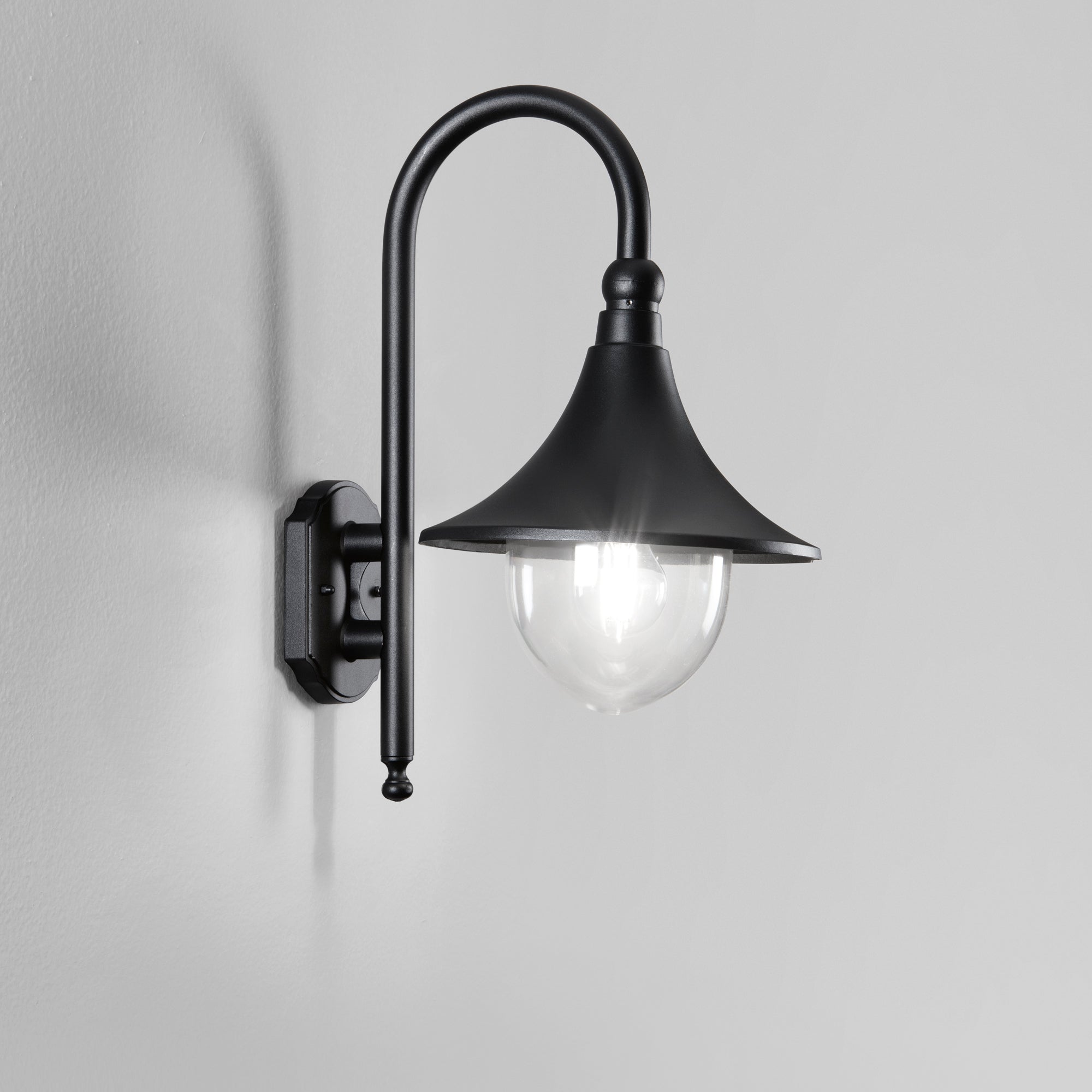 APPLIQUE PAVIA NERA 1XE27 IP44 26X34X48CM