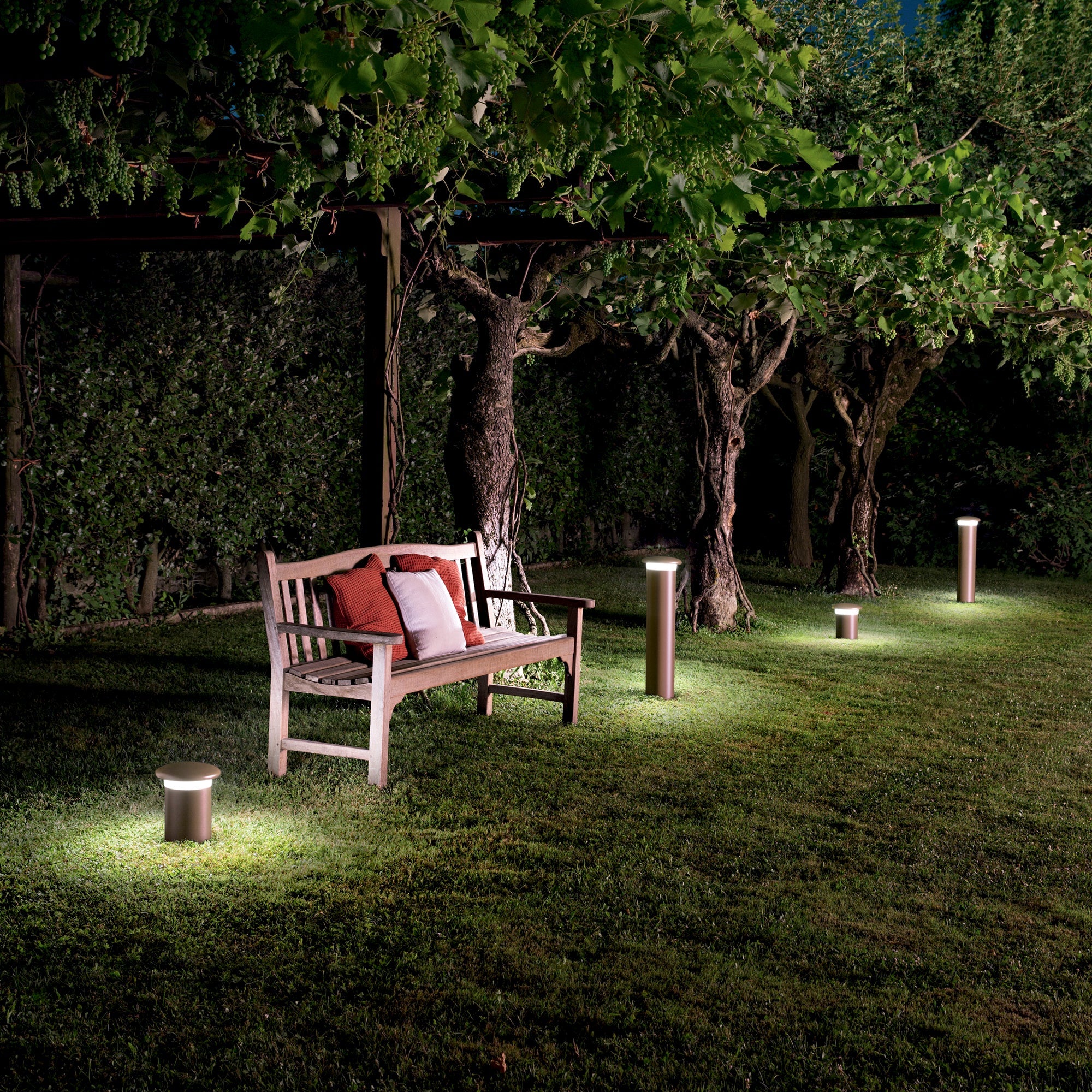 PALO LED BITT BRONZO 10W 1284LM CCT IP65 20,9X27,5CM