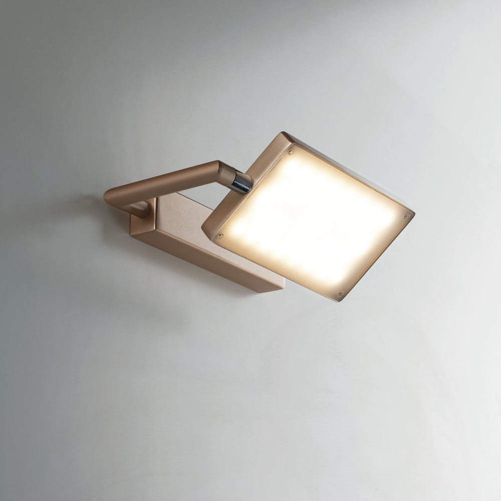 APPLIQUE LED BOOK ORO 18W 1820LM 3200K 22,5X15X10CM