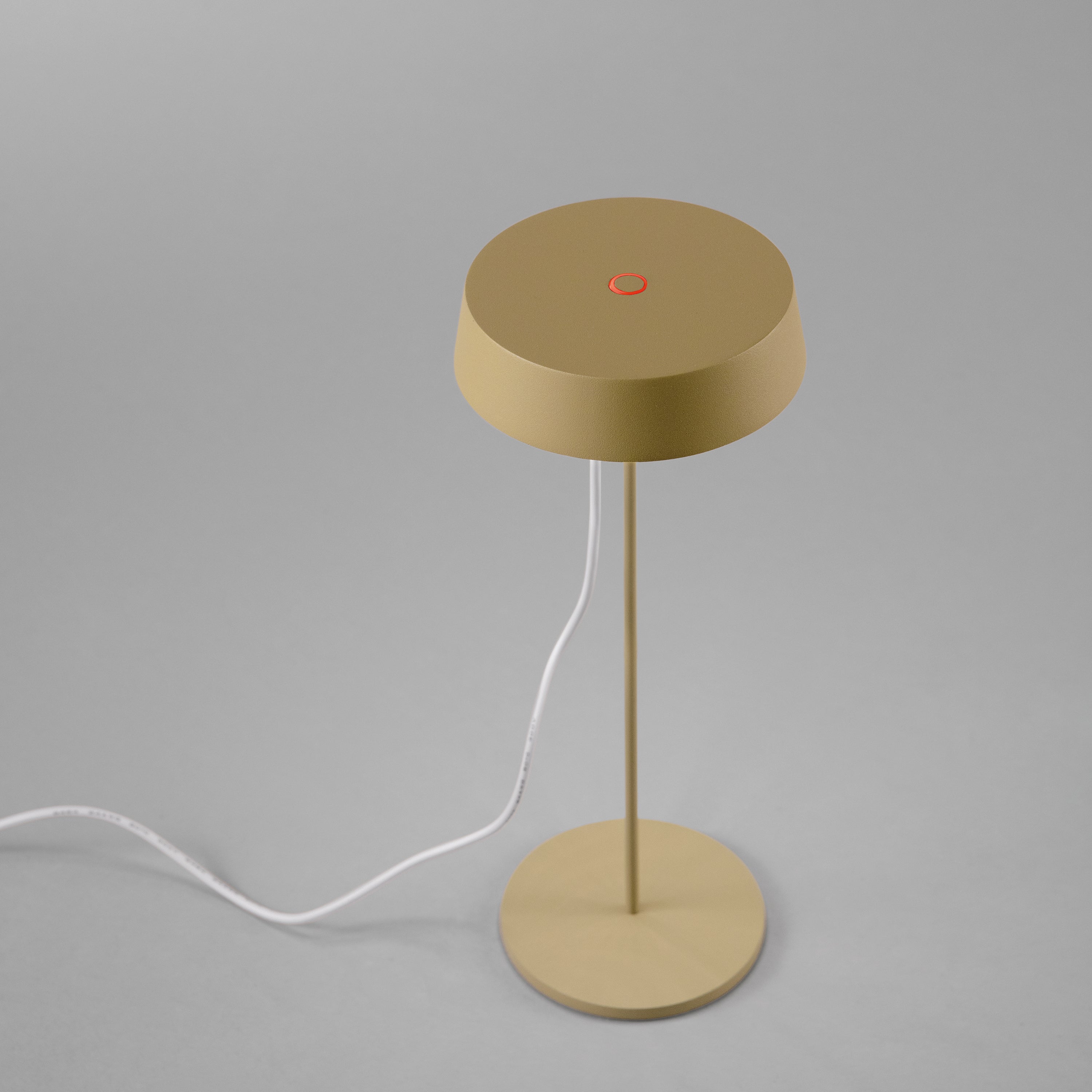 LAMPADA DA TAVOLO RICARICABILE LED COCKTAIL ORO 2,2W 192LM 3000K DIMM. IP54 29,5X12X12CM