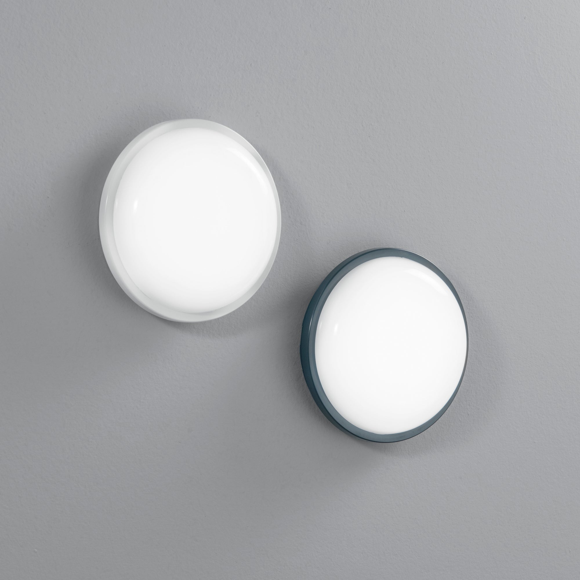 PLAFONIERA LED EVER BIANCA TONDA 20W 2500LM CCT IP65 22,1X7,2CM