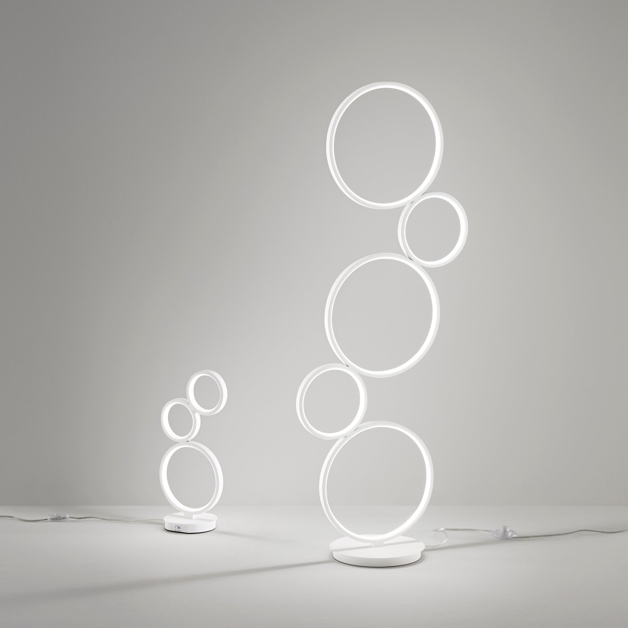 PIANTANA LED FREDY BIANCA 36W 4080LM CCT 46,3X25X117CM