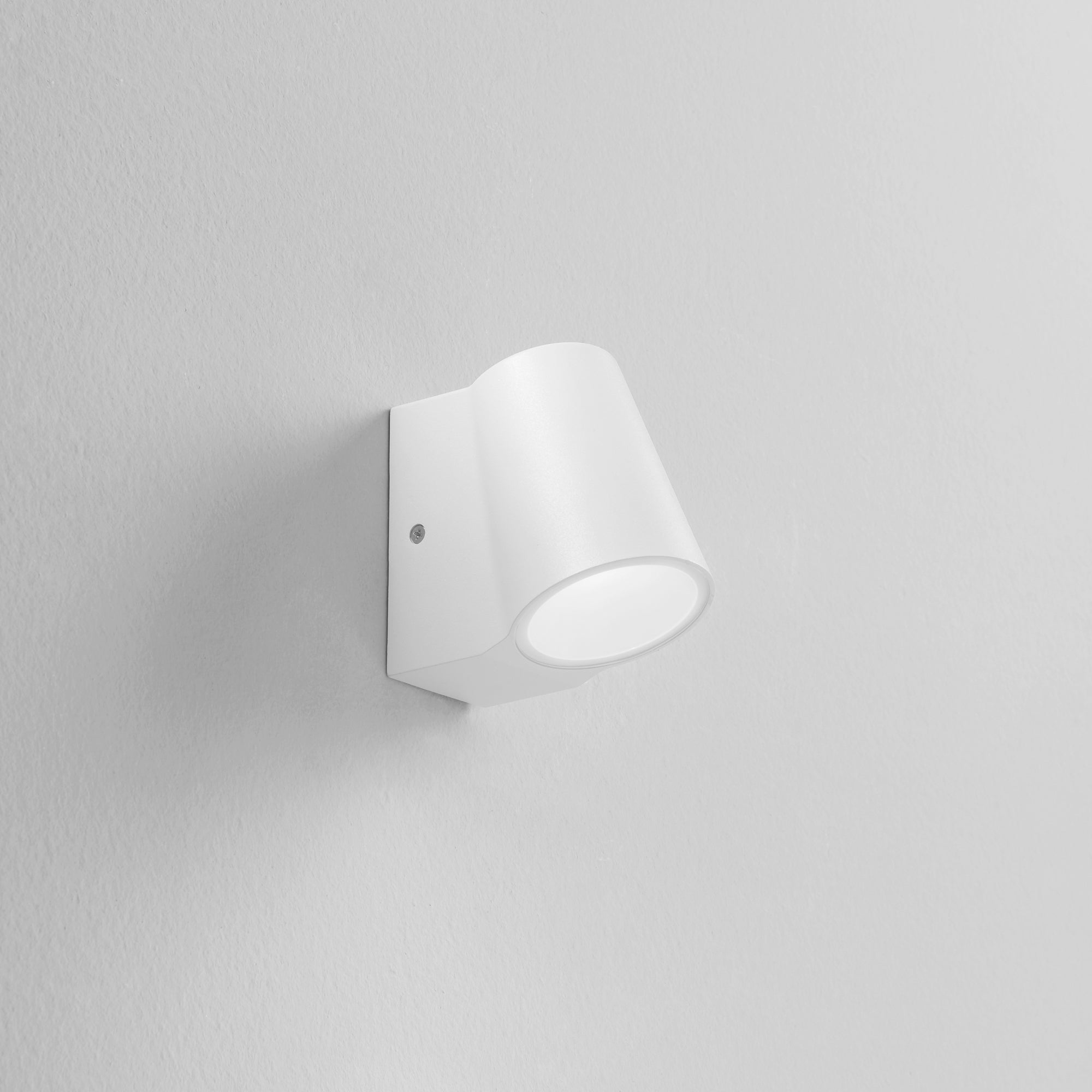 APPLIQUE LED SINTESI BIANCA 6W 400LM 4000K IP44 7,6X12X13CM