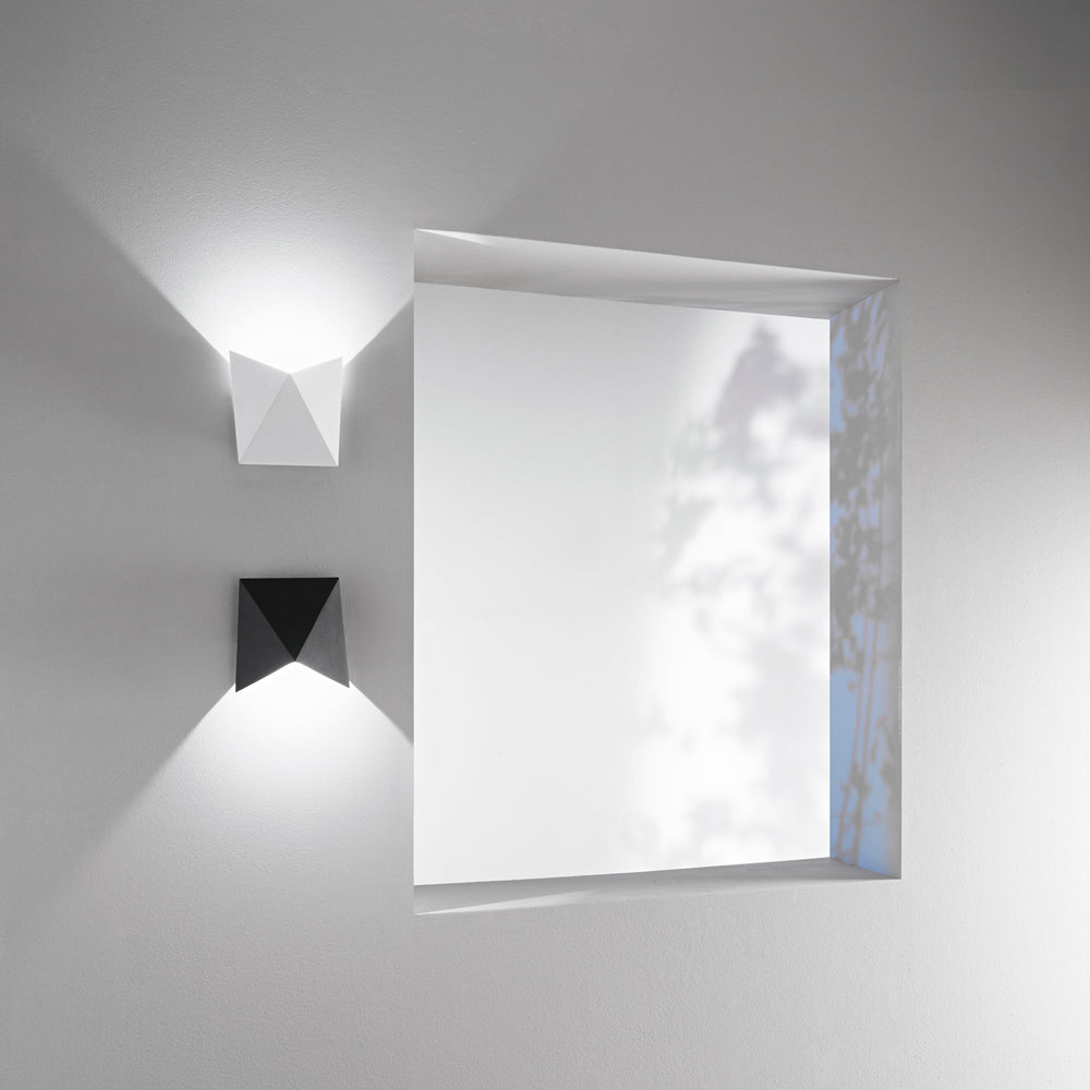 APPLIQUE LED STEALTH NERA 6W 580LM CCT IP54 17X17X7,5CM