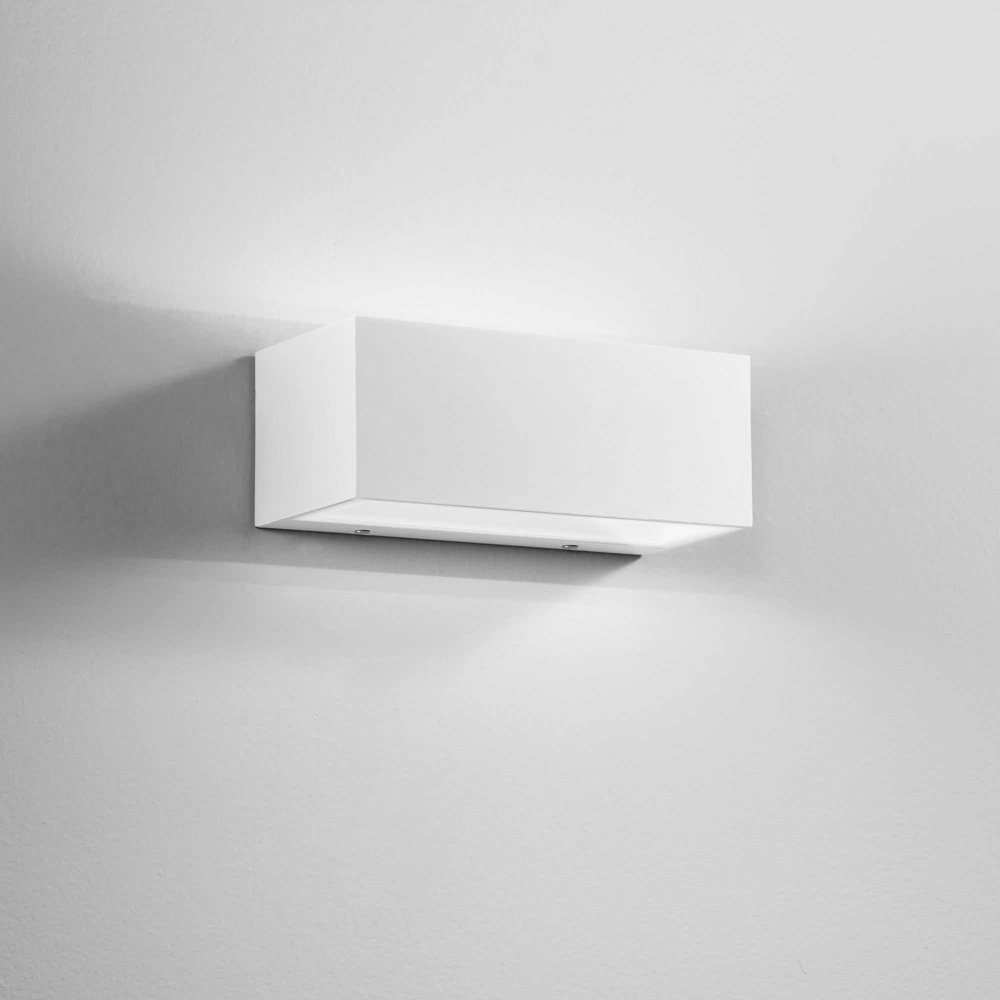 APPLIQUE BIEMISSIONE LED TWIN BIANCA 18W 2150LM CCT IP54 22X8,5X10,3CM
