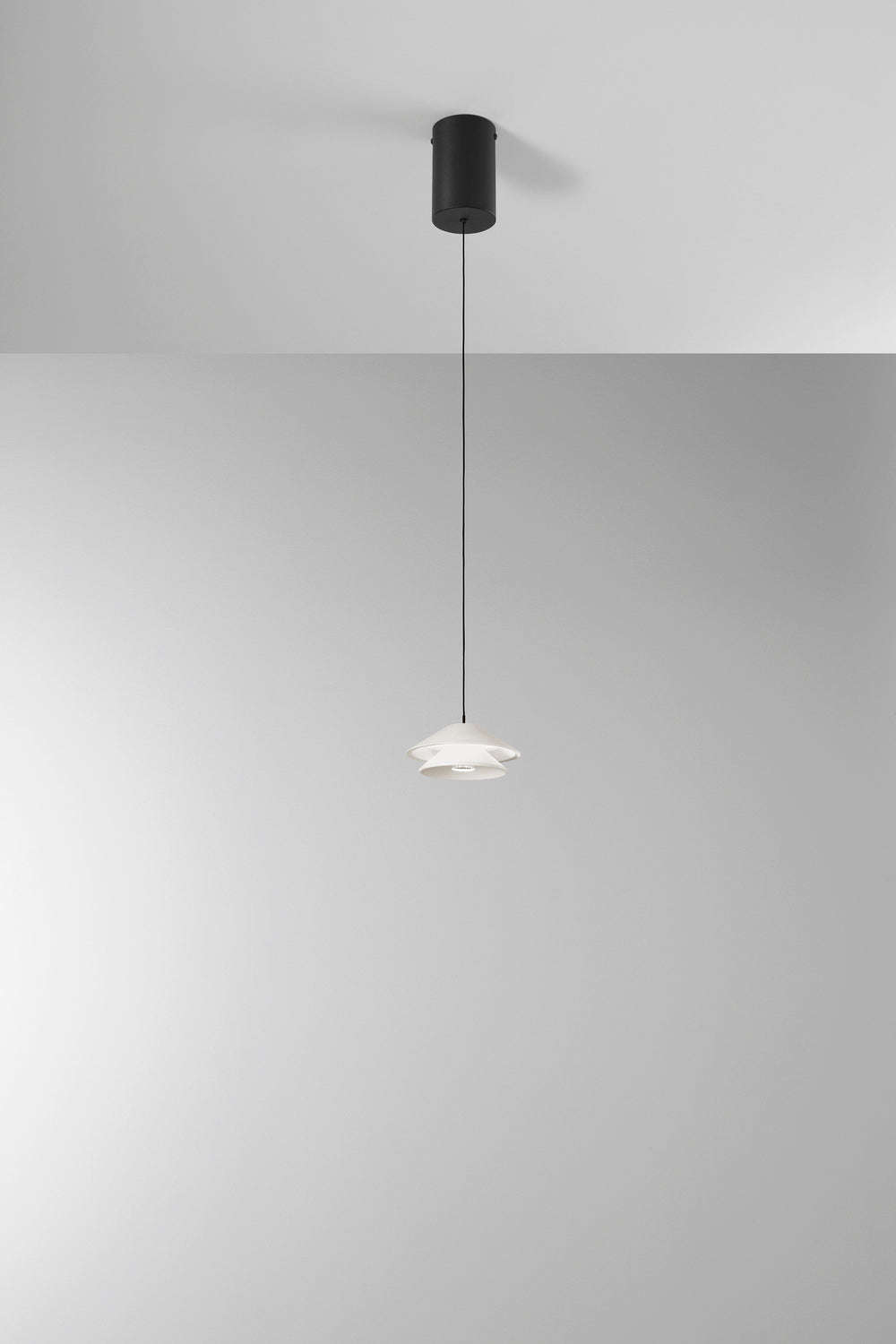 SOSPENSIONE LED ATREO BIANCO IN METALLO E ALLUMINIO 5W 3000K D13X200CM