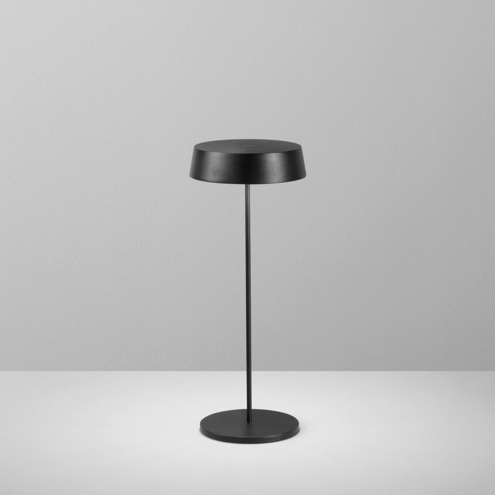 LAMPADA DA TAVOLO RICARICABILE LED COCKTAIL NERA 2,2W 192LM 3000K DIMM. IP54 29,5X12X12CM