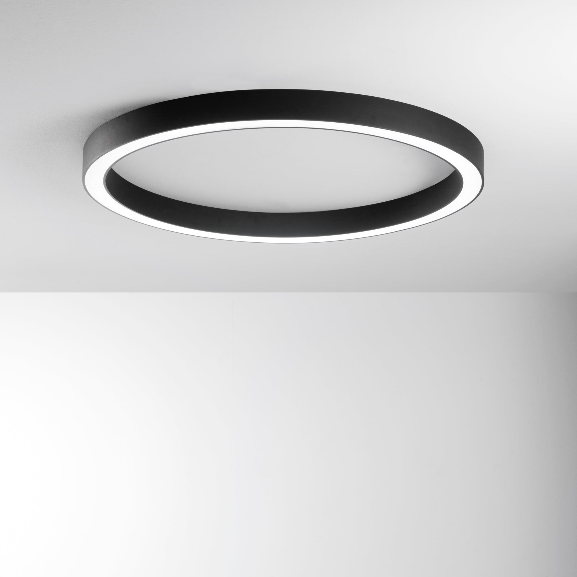 PLAFONIERA LED DEMOS NERO 120W 13200LM CCT 120X8,5CM