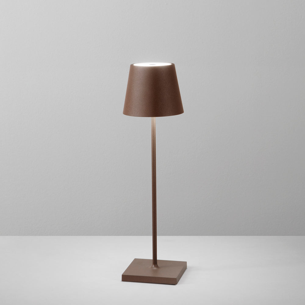 LAMPADA DA TAVOLO RICARICABILE LED DRINK BRONZO 2,2W 190LM 3000K DIMM. IP54 10X36CM