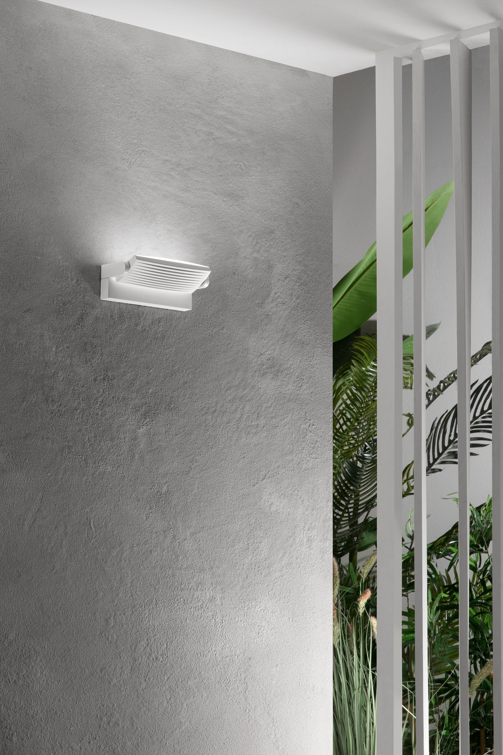 APPLIQUE LED FLOYD BIANCO IN ALLUMINIO 23W 3300LM CCT 2700K-3000K-4000K IP65