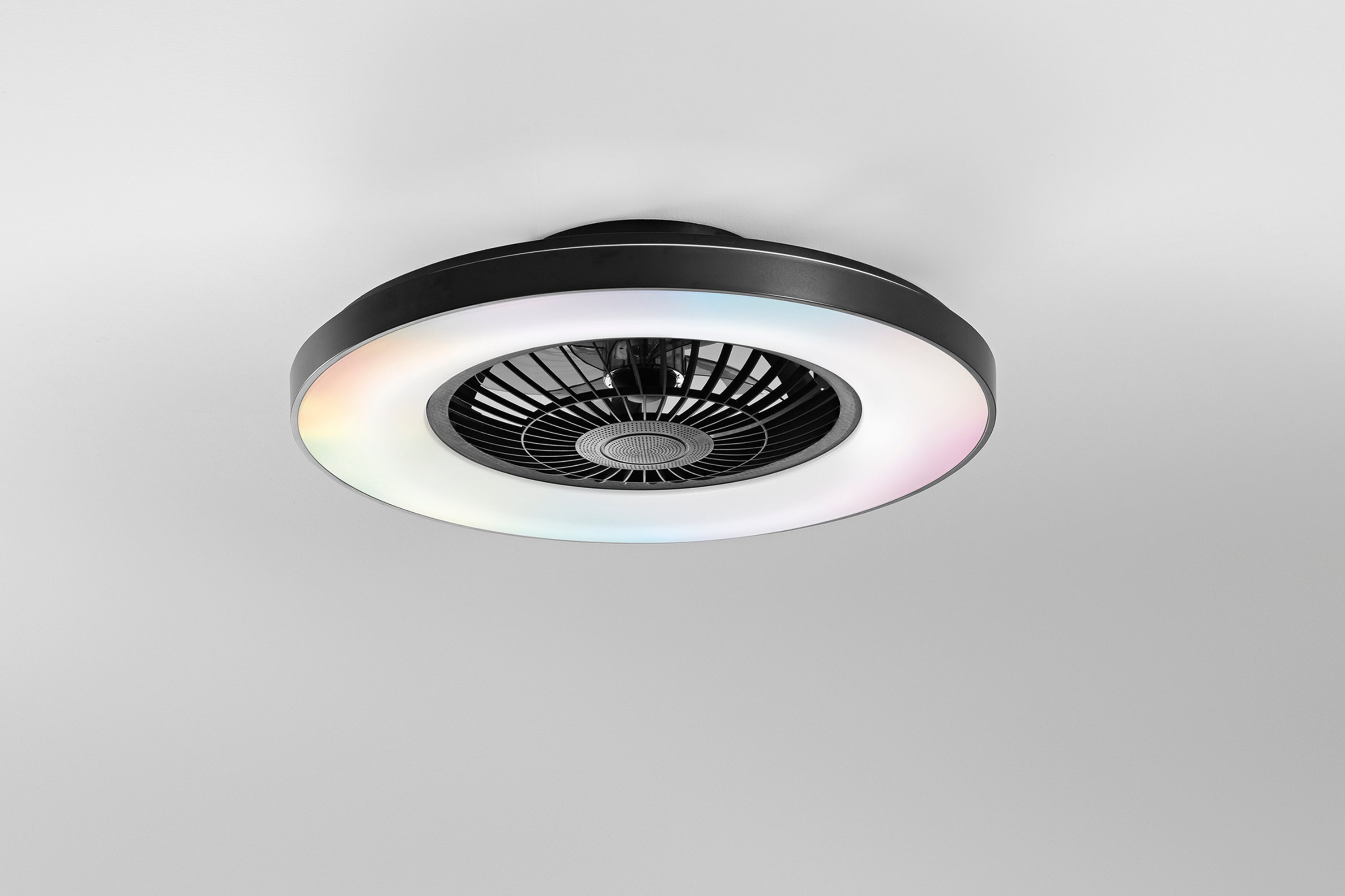 PLAFONIERA LED VENTILATORE GARBIN NERO 40W 5500LM CCT DIMM. CON TELECOMANDO RF INCLUSO E SPEAKER BLUETOOTH 15X54,5CM