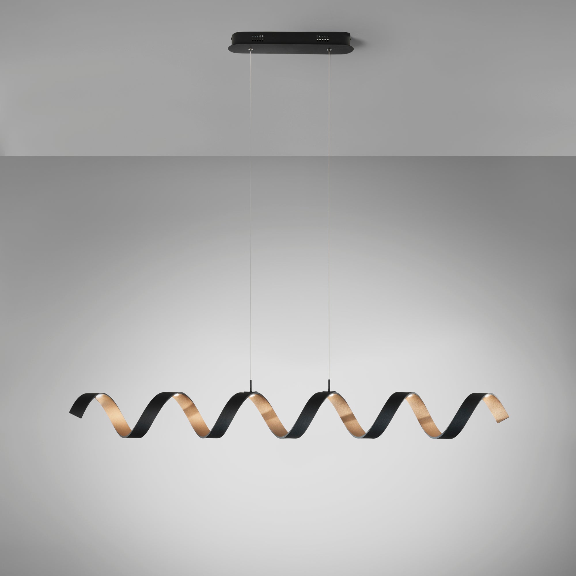 SOSPENSIONE LED HELIX NERA E ORO 30W 2520LM 4000K 125X13,5X120CM