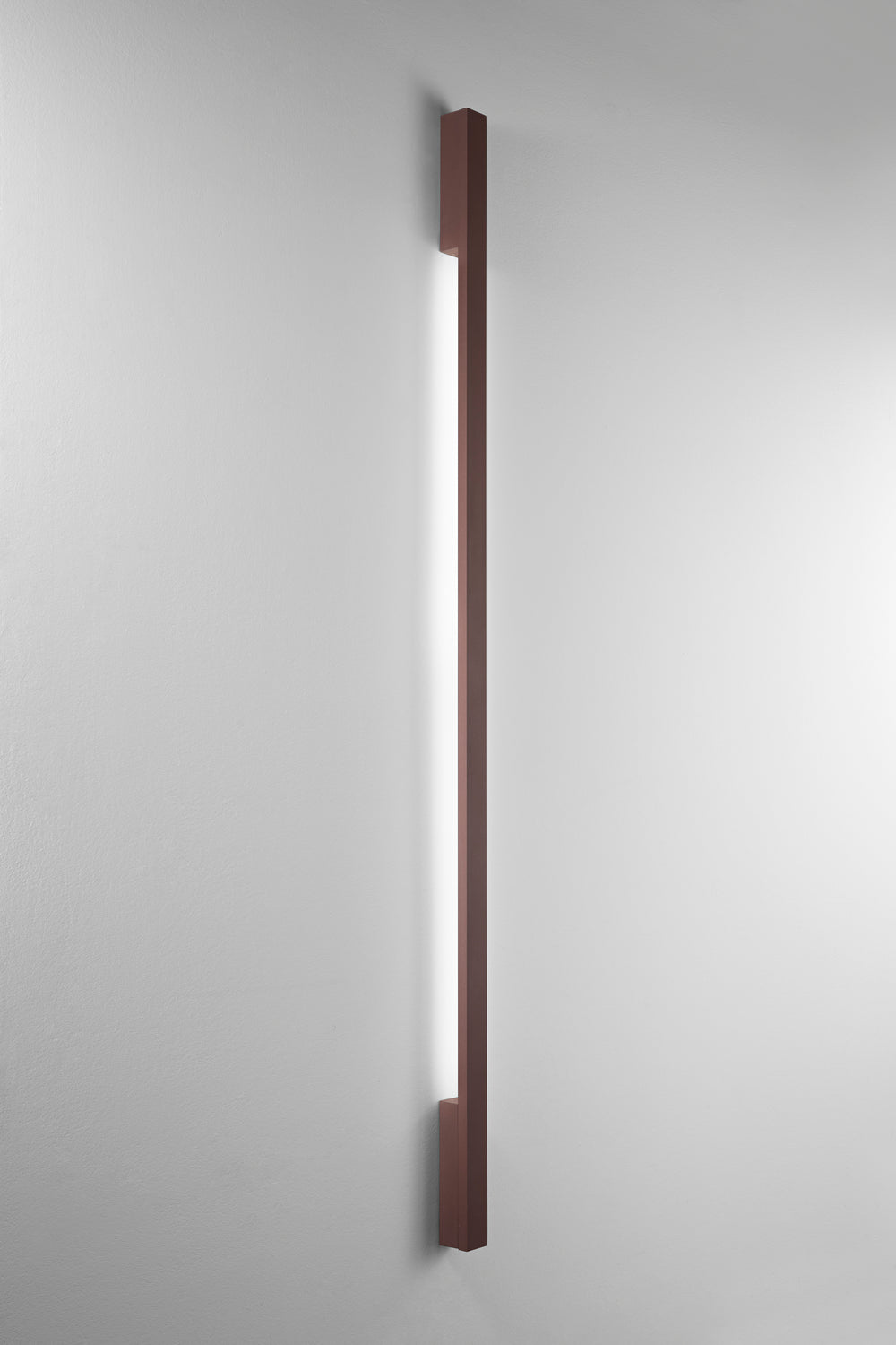 APPLIQUE LED HERCULES CORTEN IN ALLUMINIO E DIFFUSORE IN PC 47W 6800LM CCT 2700/3500/4000K IP65 60X55X2000MM