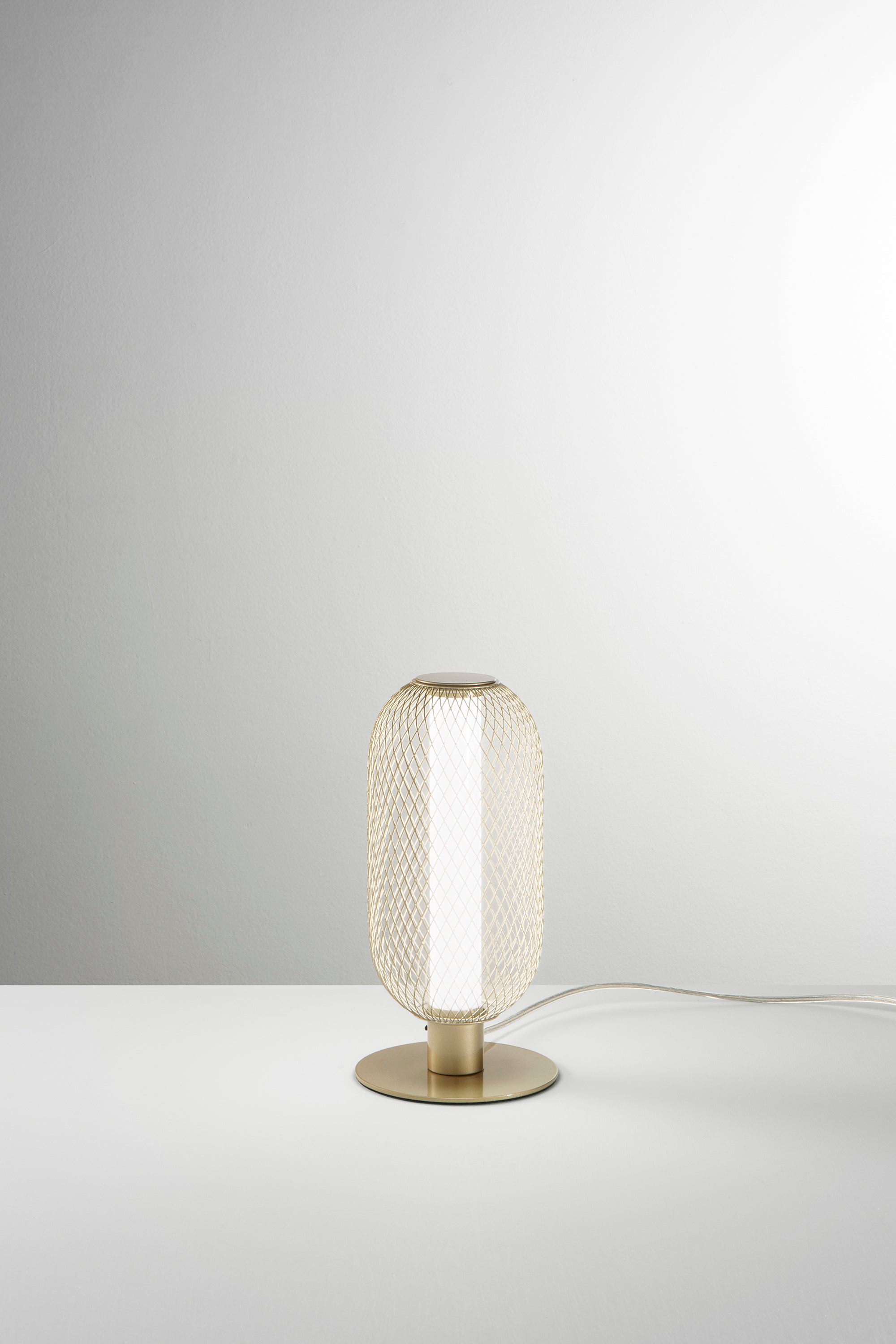 LUME LED INKAS ORO IN METALLO 11W 1260LM CCT 3000/3500/4000K 29X16X16CM