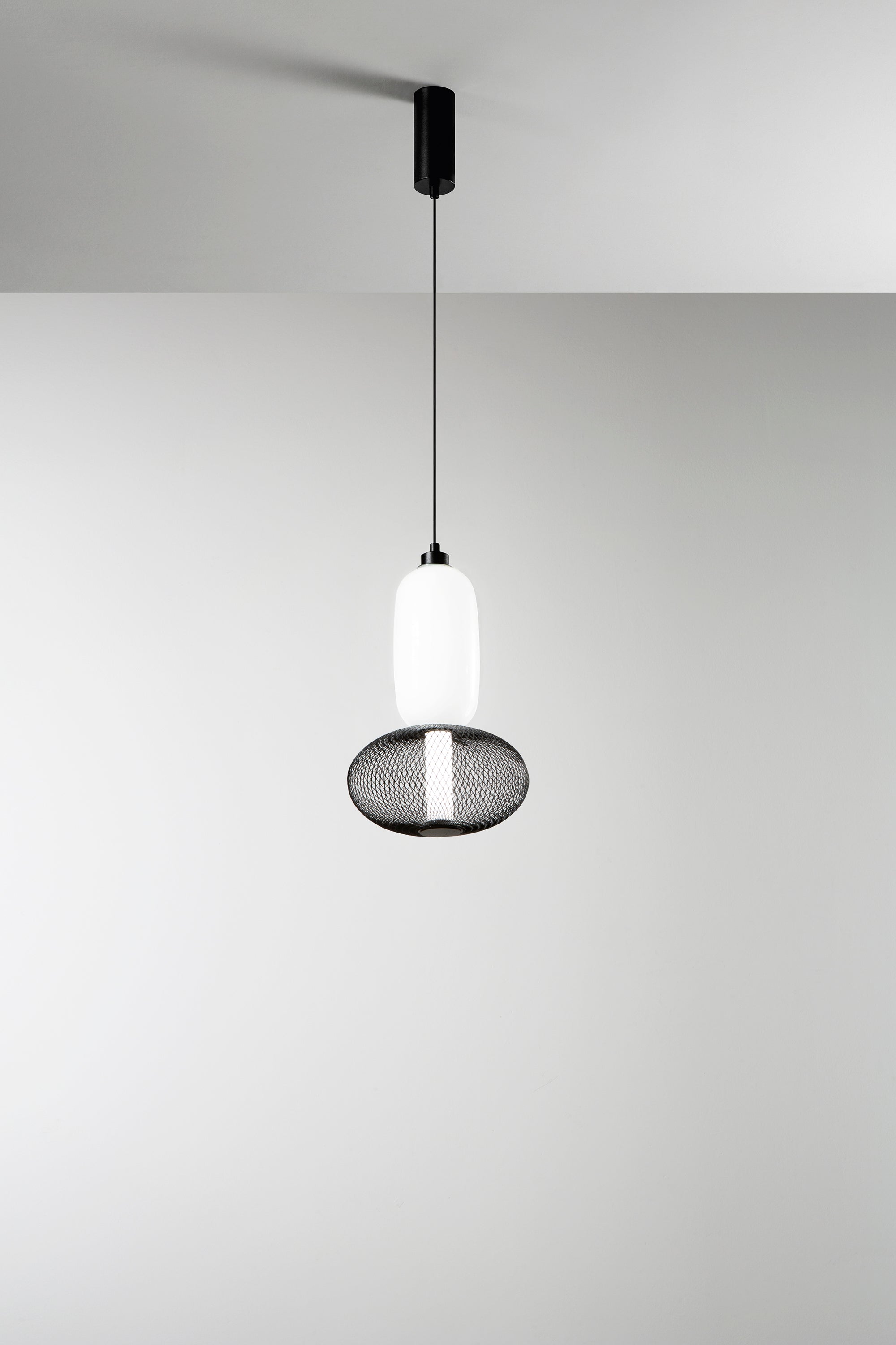 SOSPENSIONE LED INKAS NERA IN VETRO 16W 1860LM CCT 3000/3500/4000K 42X22X22CM