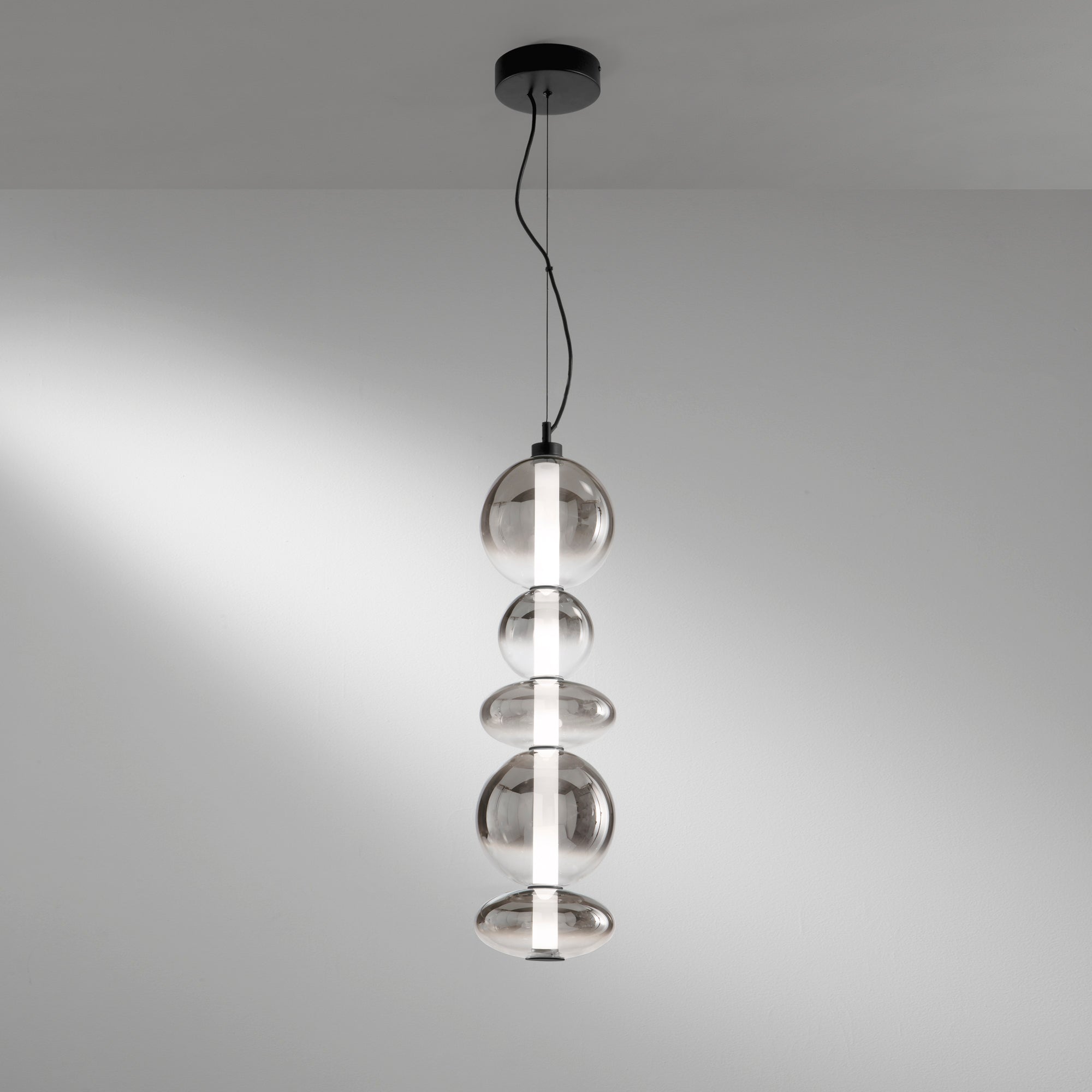 SOSPENSIONE LED KEMET NERA 40W 4000LM 3000K 20X154,5CM