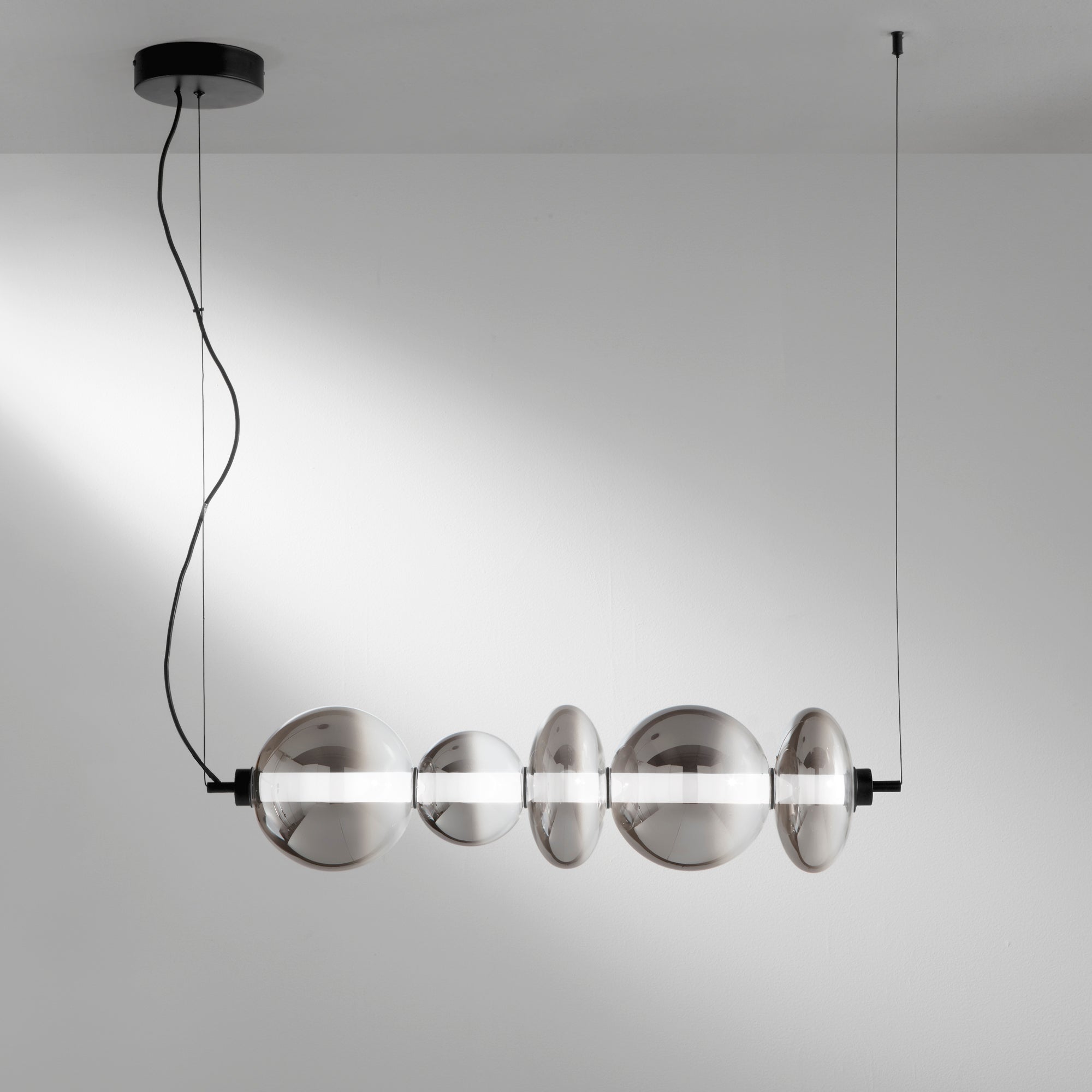 SOSPENSIONE LED KEMET NERA 40W 4000LM 3000K 20X154,5CM